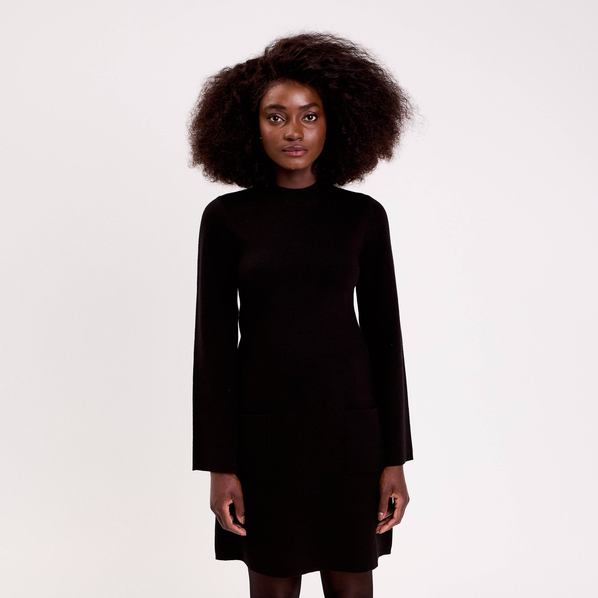 Robe manches longues col montant noir femme