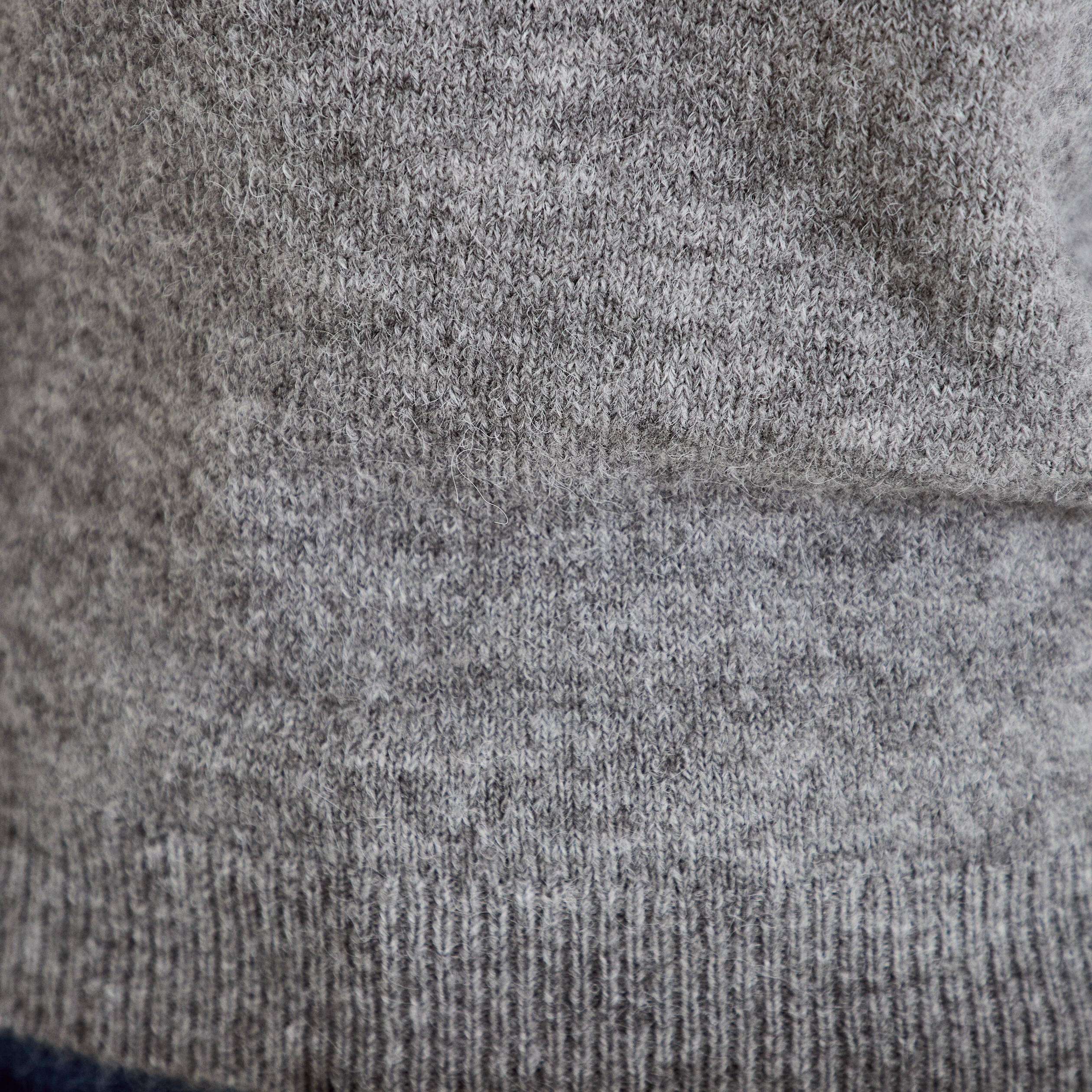 Pull col bardot manches longues gris femme