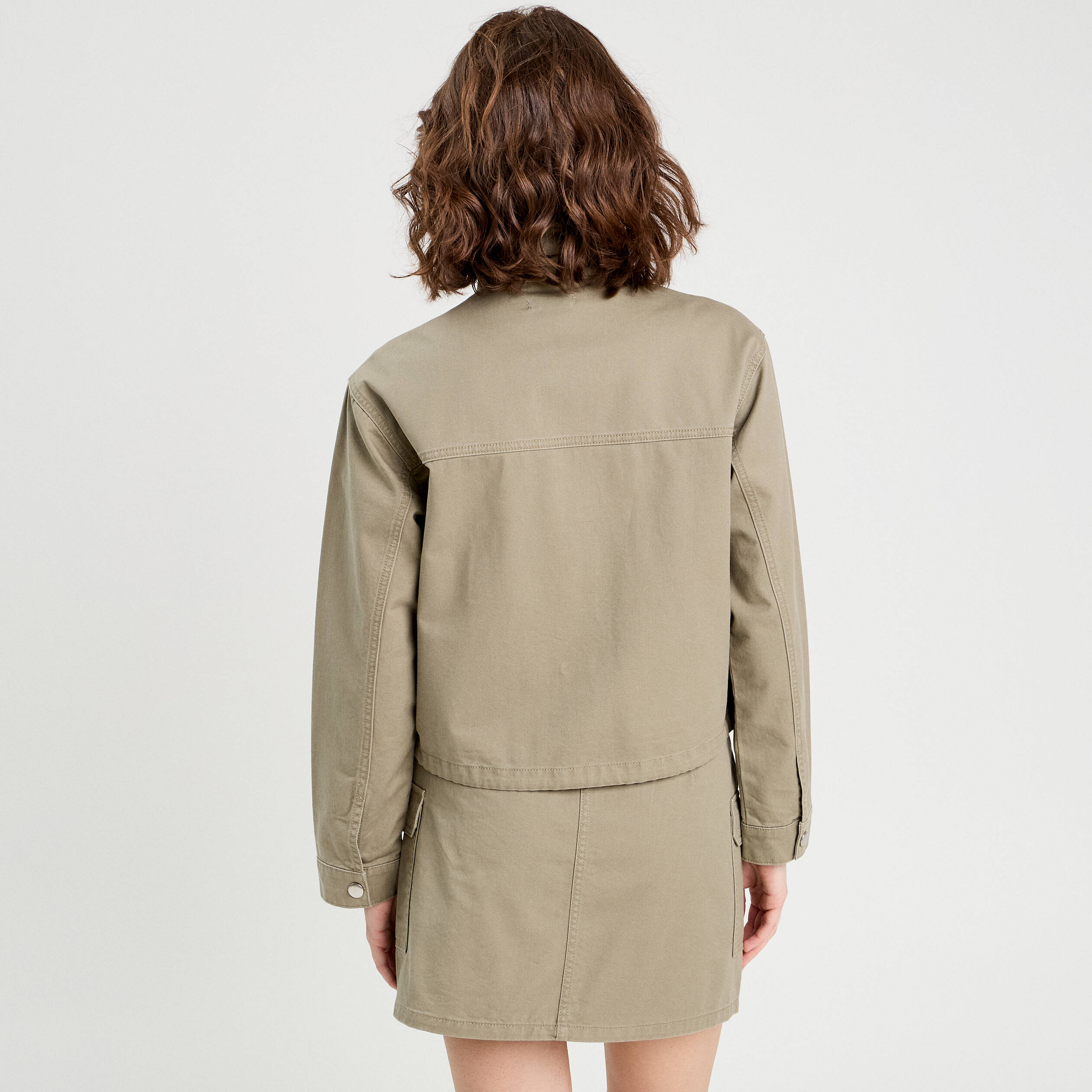 Veste droite col montant vert kaki femme