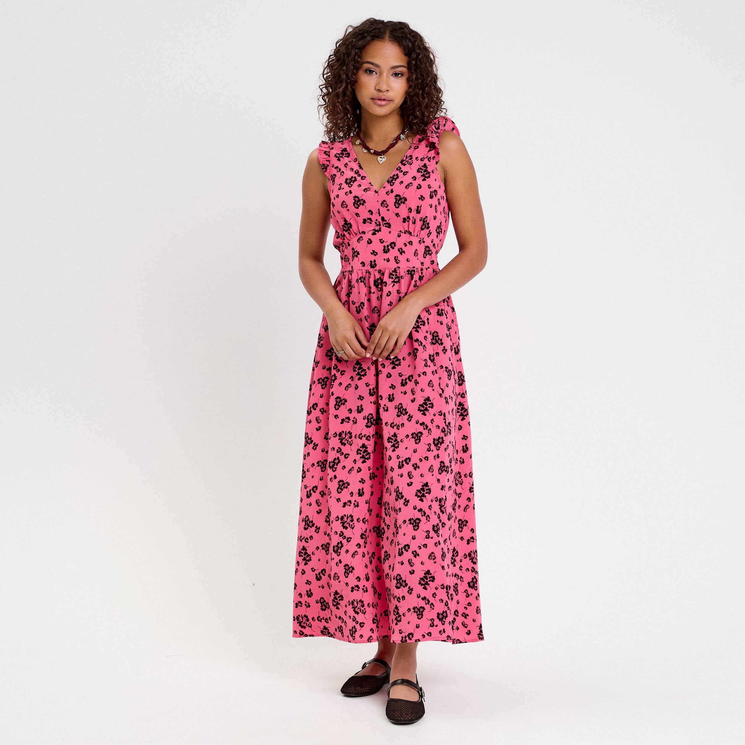 Robe longue &eacute;vas&eacute;e col v sans manches rose femme