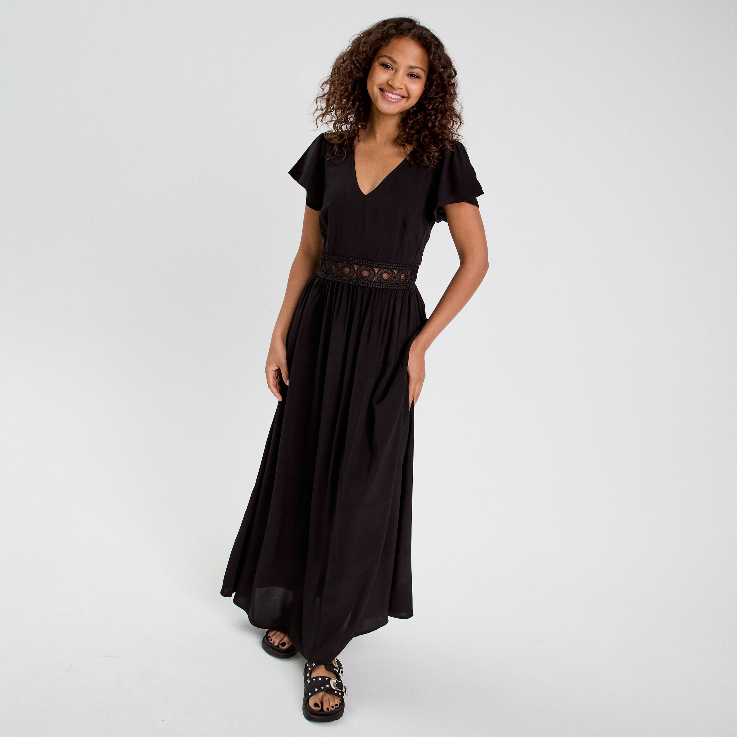robe longue evasee noir femme Robe longue évasée noir femme