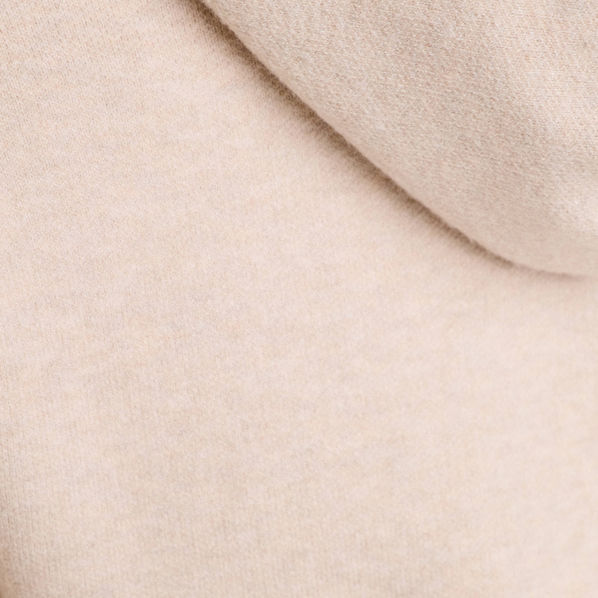 Pull &agrave; capuche manches longues beige femme