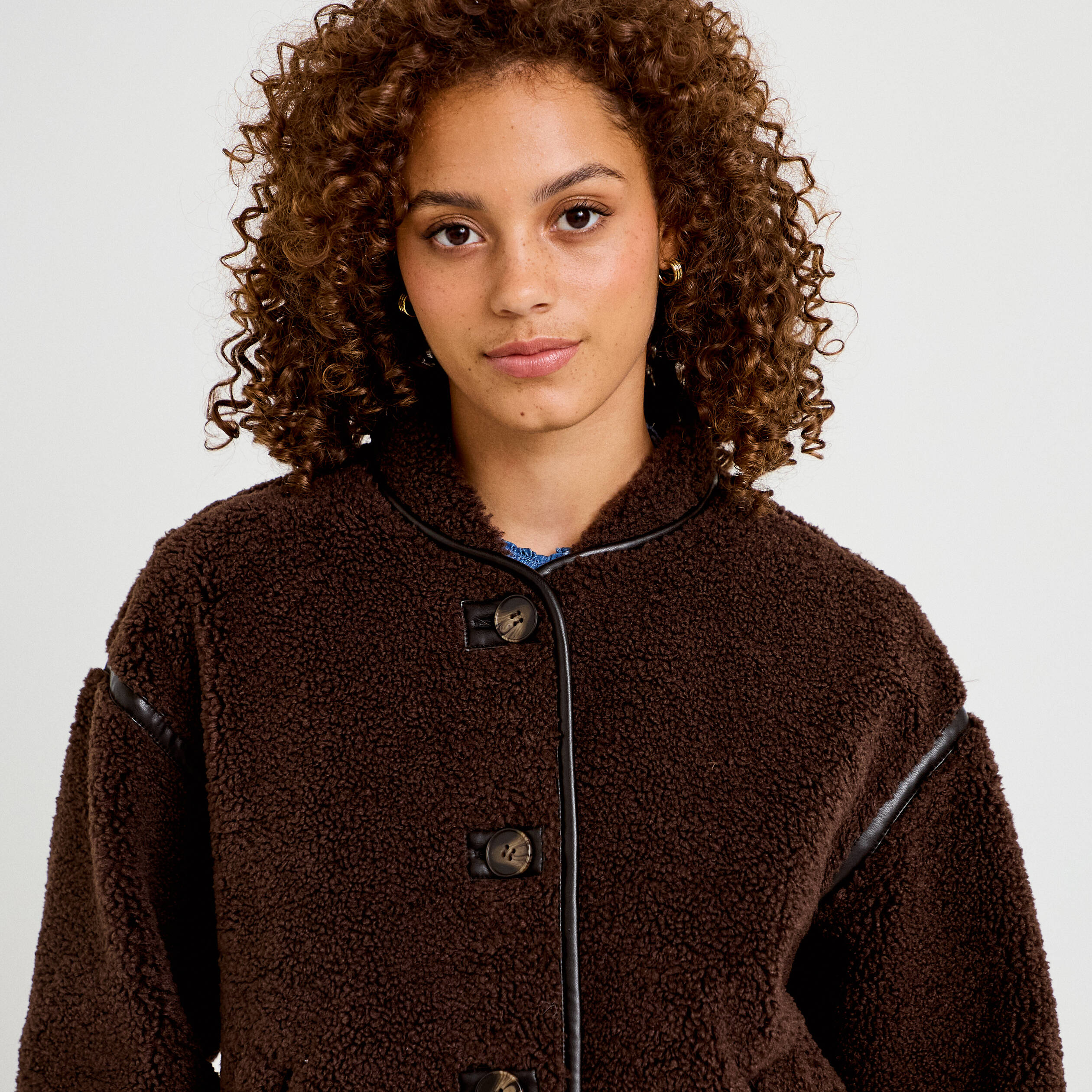 Veste effet polaire manches longues marron fonc&eacute; femme