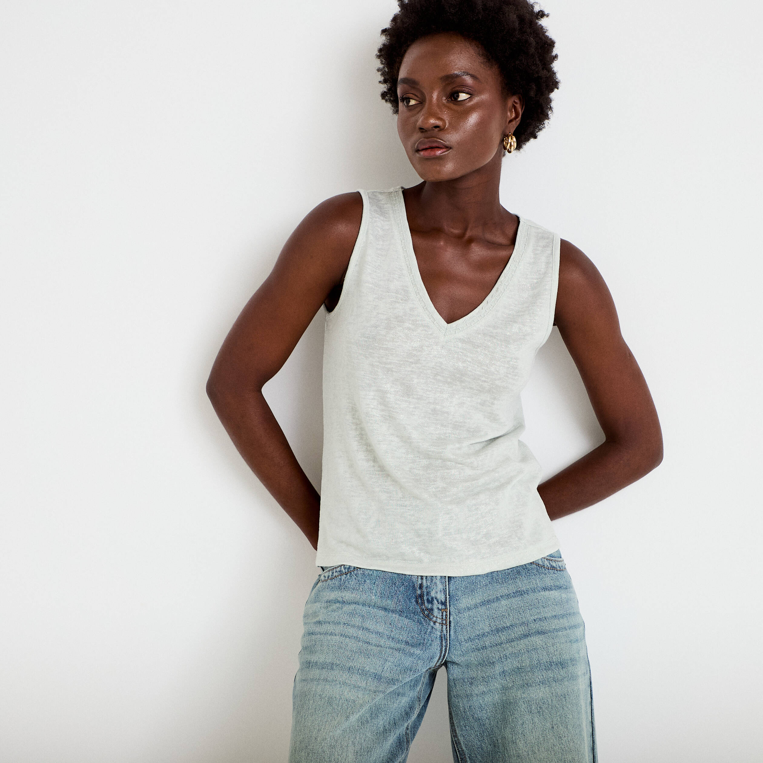D&eacute;bardeur col v gris argent femme