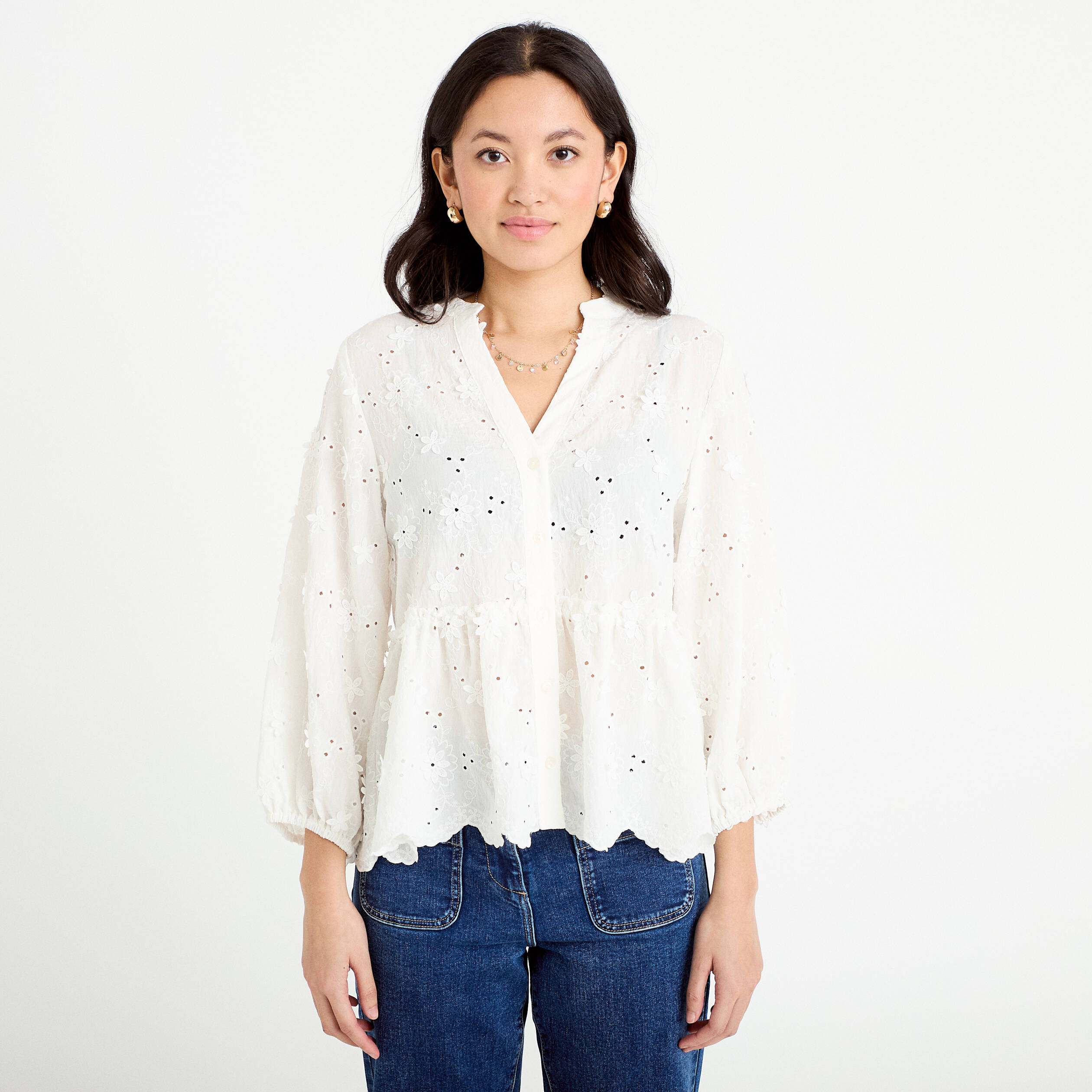 Blouse &agrave; motif en relief ecru femme