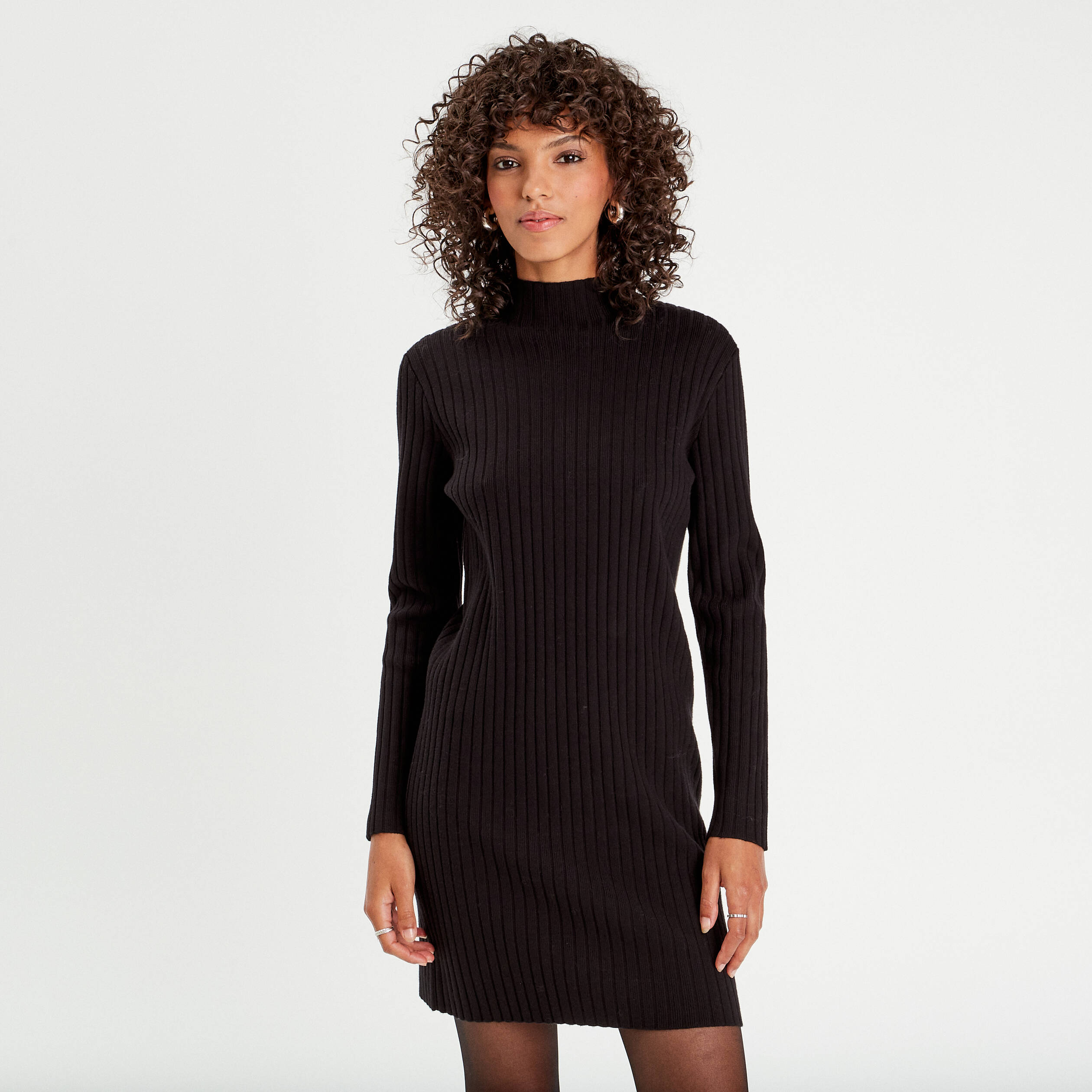Robe cotelée noire best sale