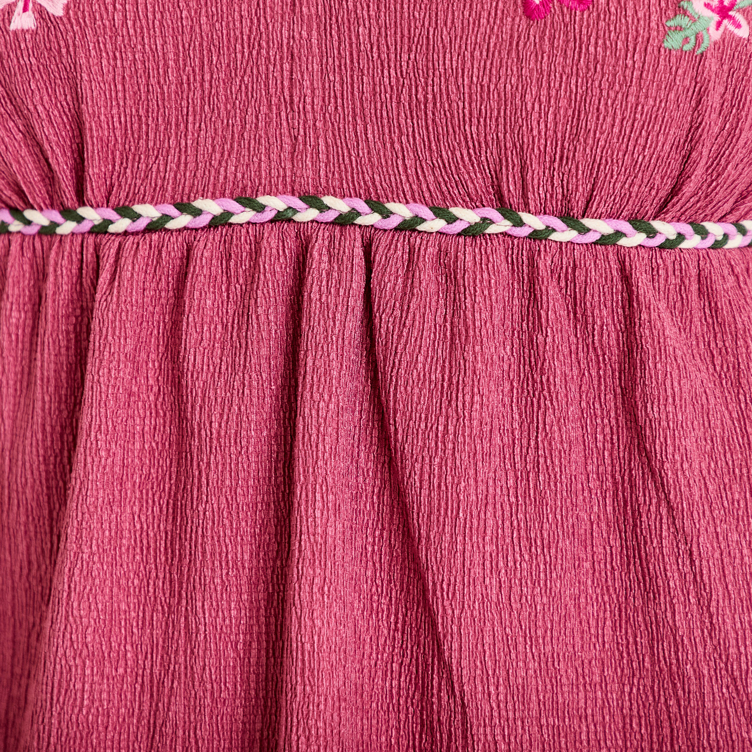 D&eacute;bardeur ajust&eacute; d&eacute;tail broderie prune femme