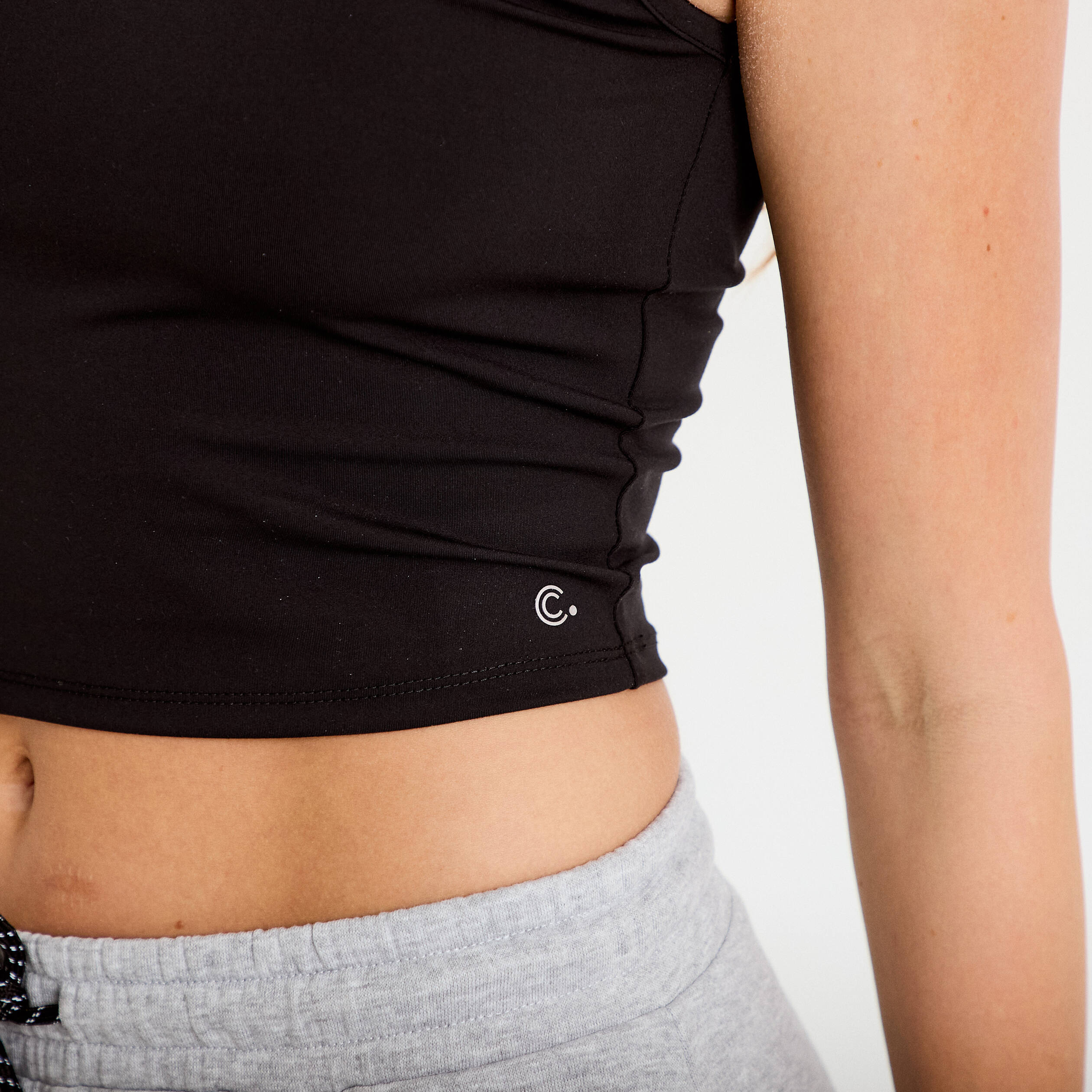 D&eacute;bardeur col rond activewear noir femme