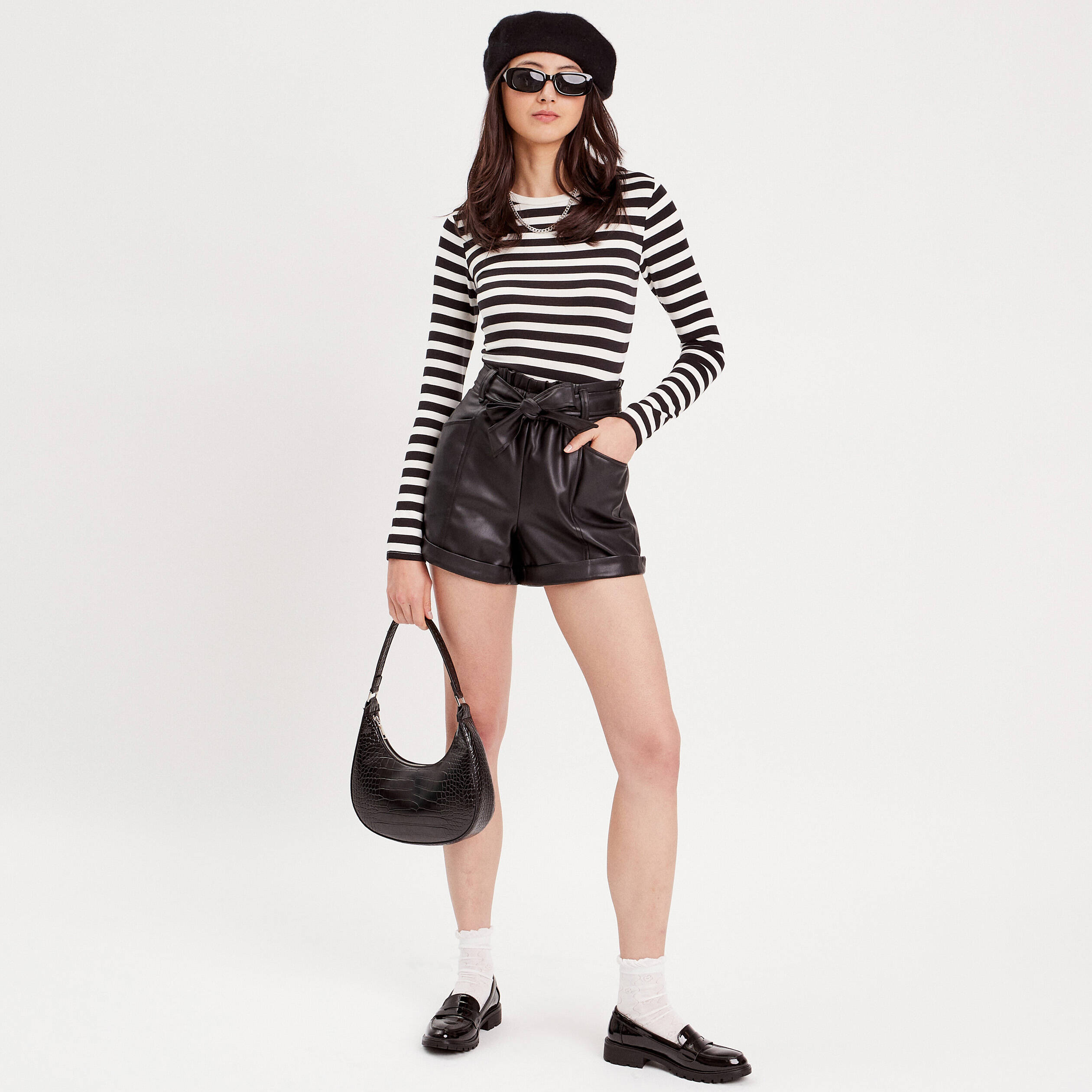 Short paperbag similicuir noir femme