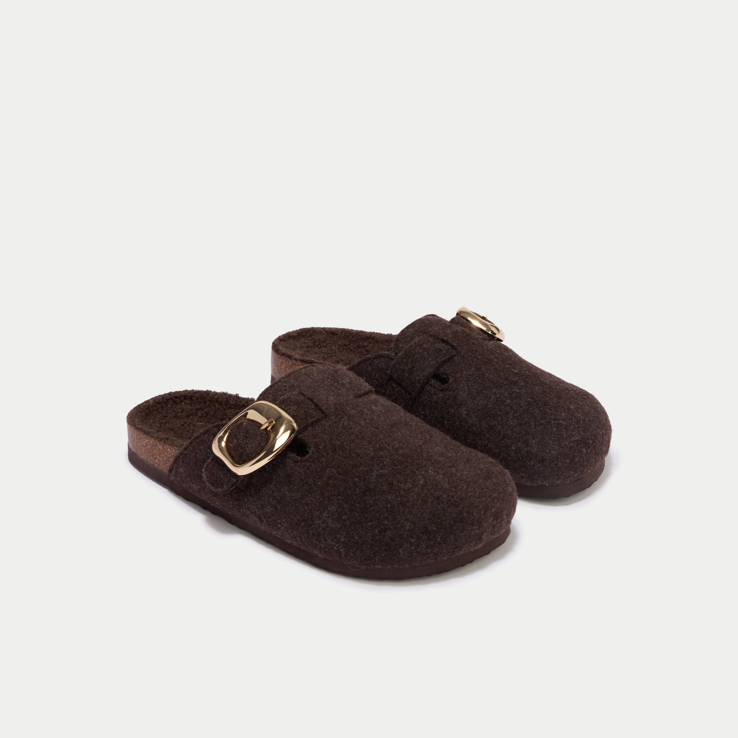 Chaussons sabot marron fonc&eacute; femme