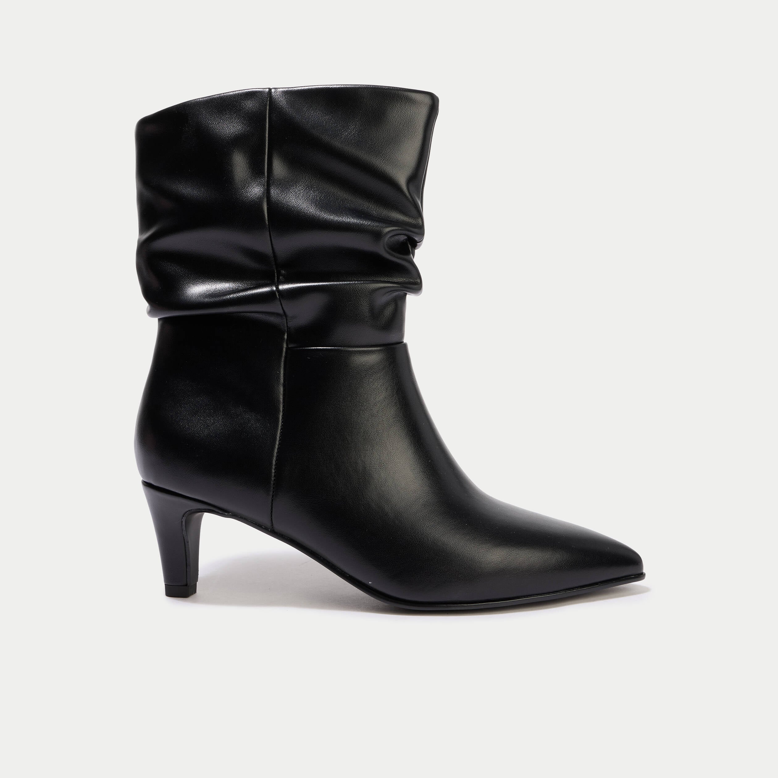 Bottines aspect daim noir femme