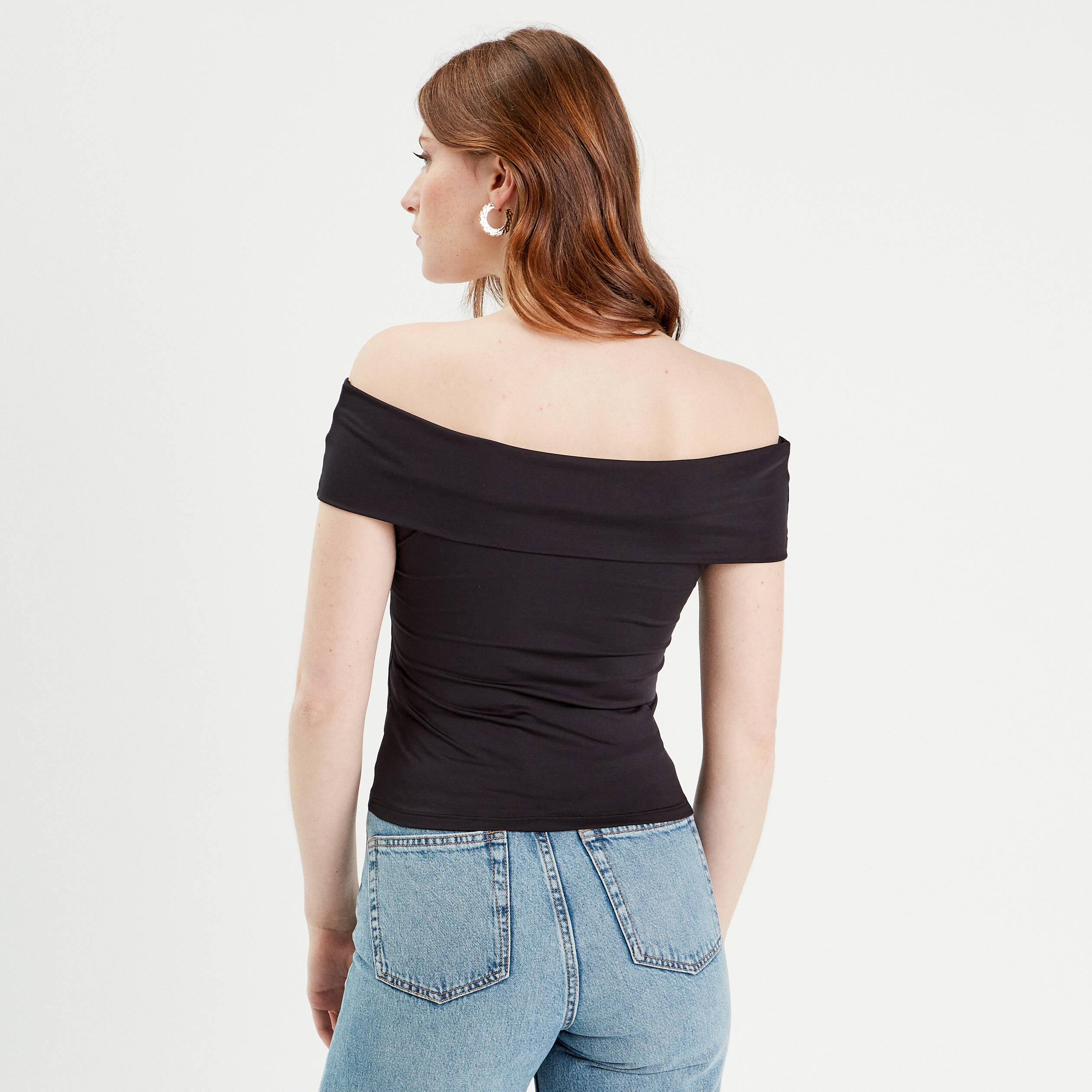 t shirt col bardot noir femme T-shirt col bardot noir femme