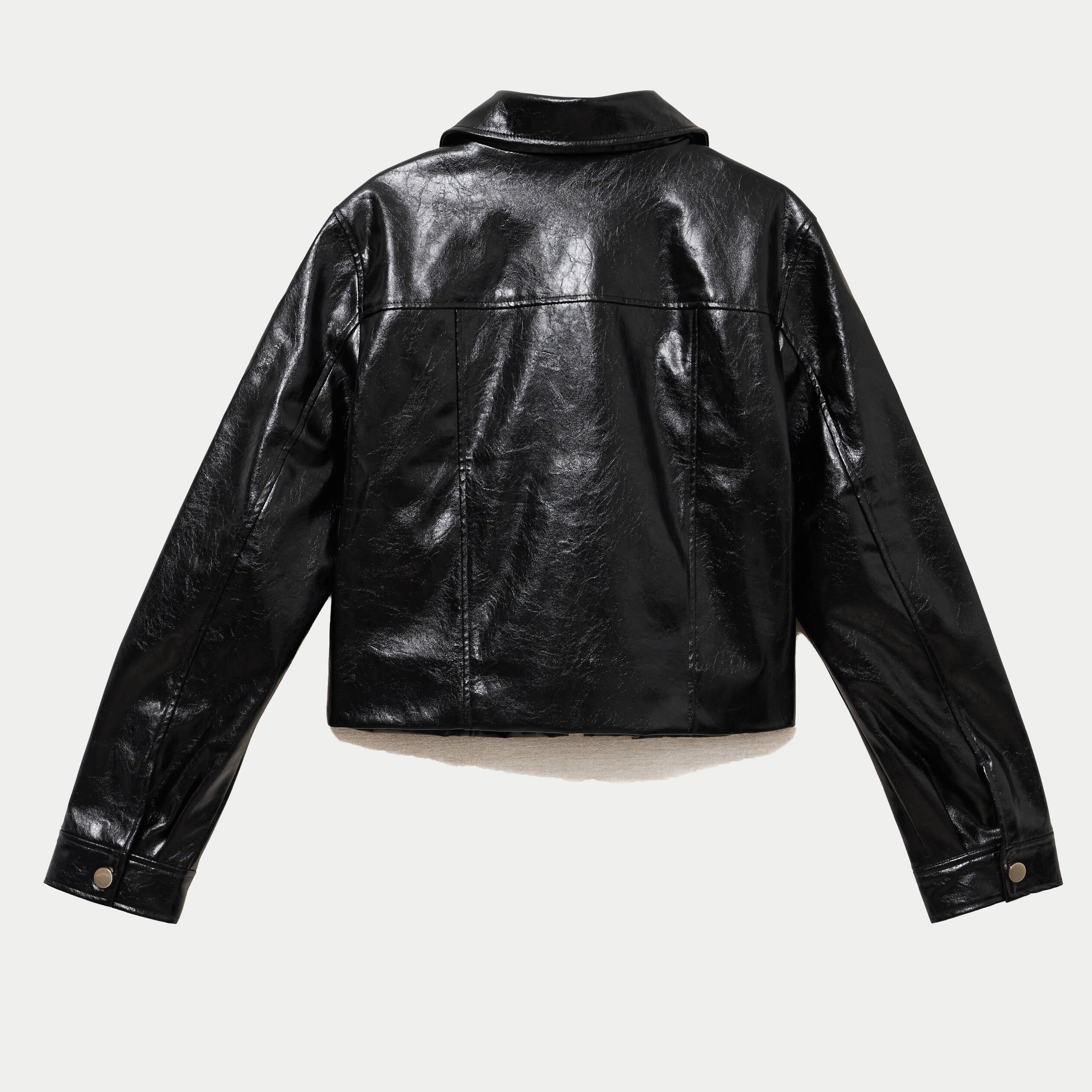 Veste droite cropped en similicuir noir femme