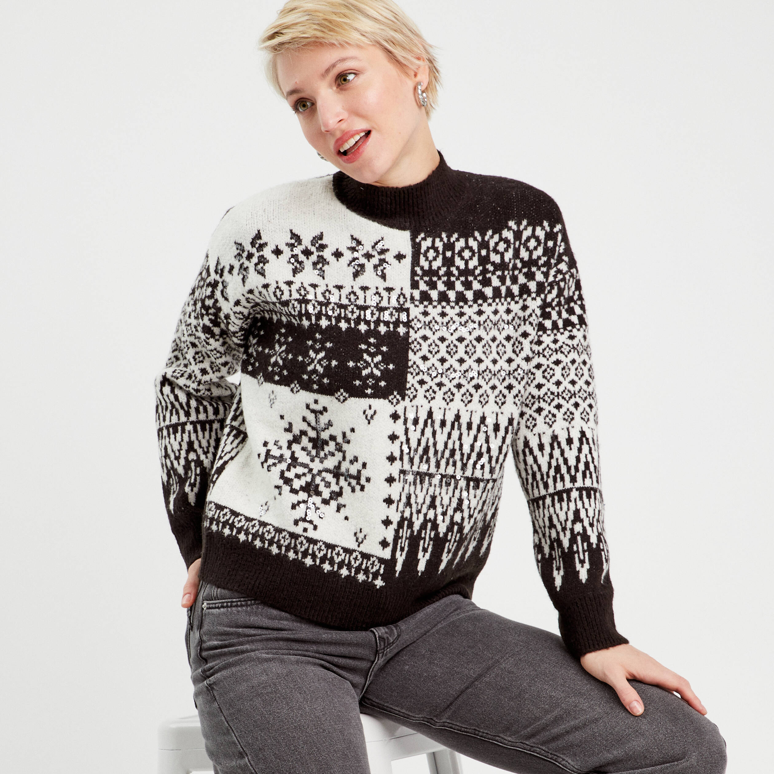 Pull col montant et sequins ecru femme