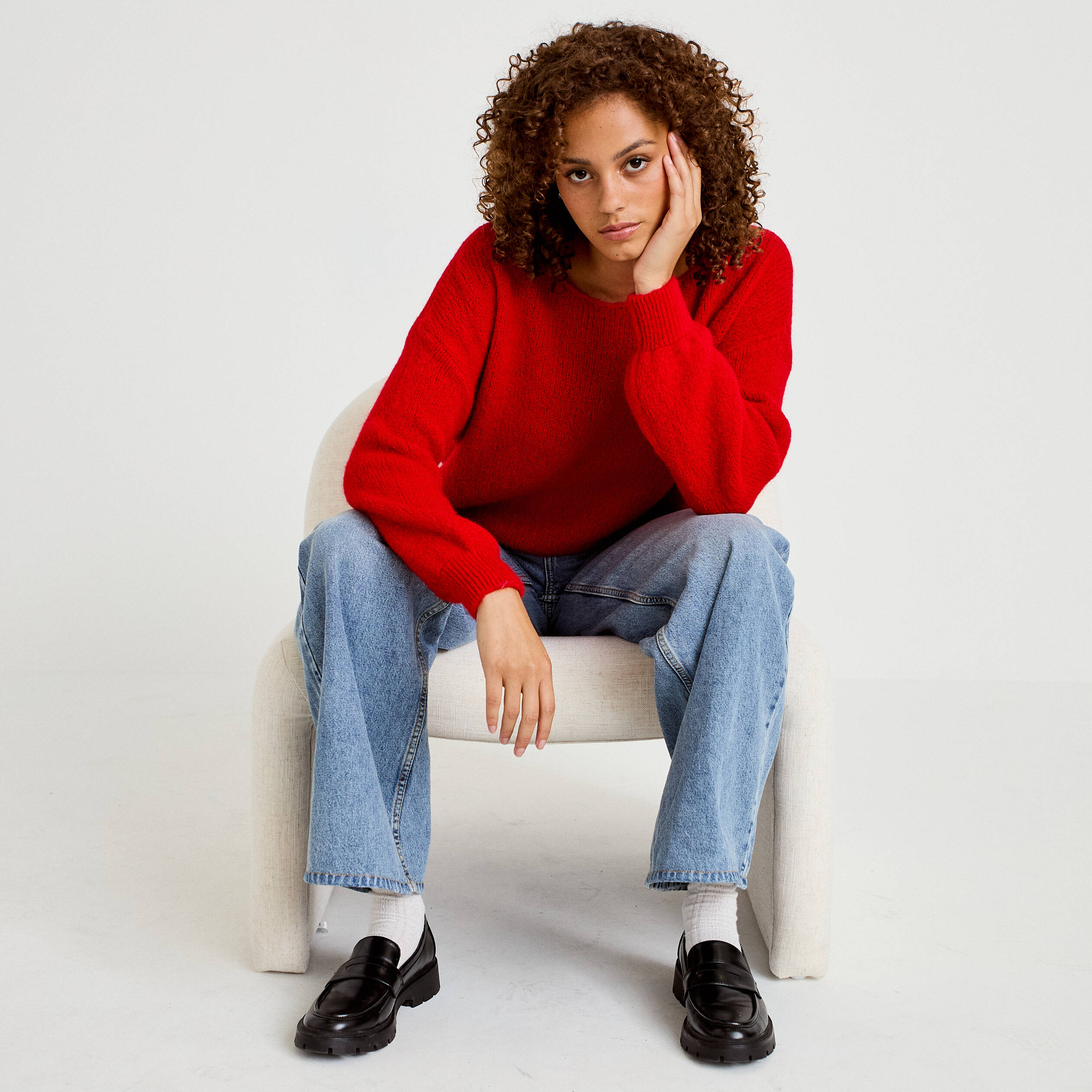 Pull ample col bateau manches longues rouge femme