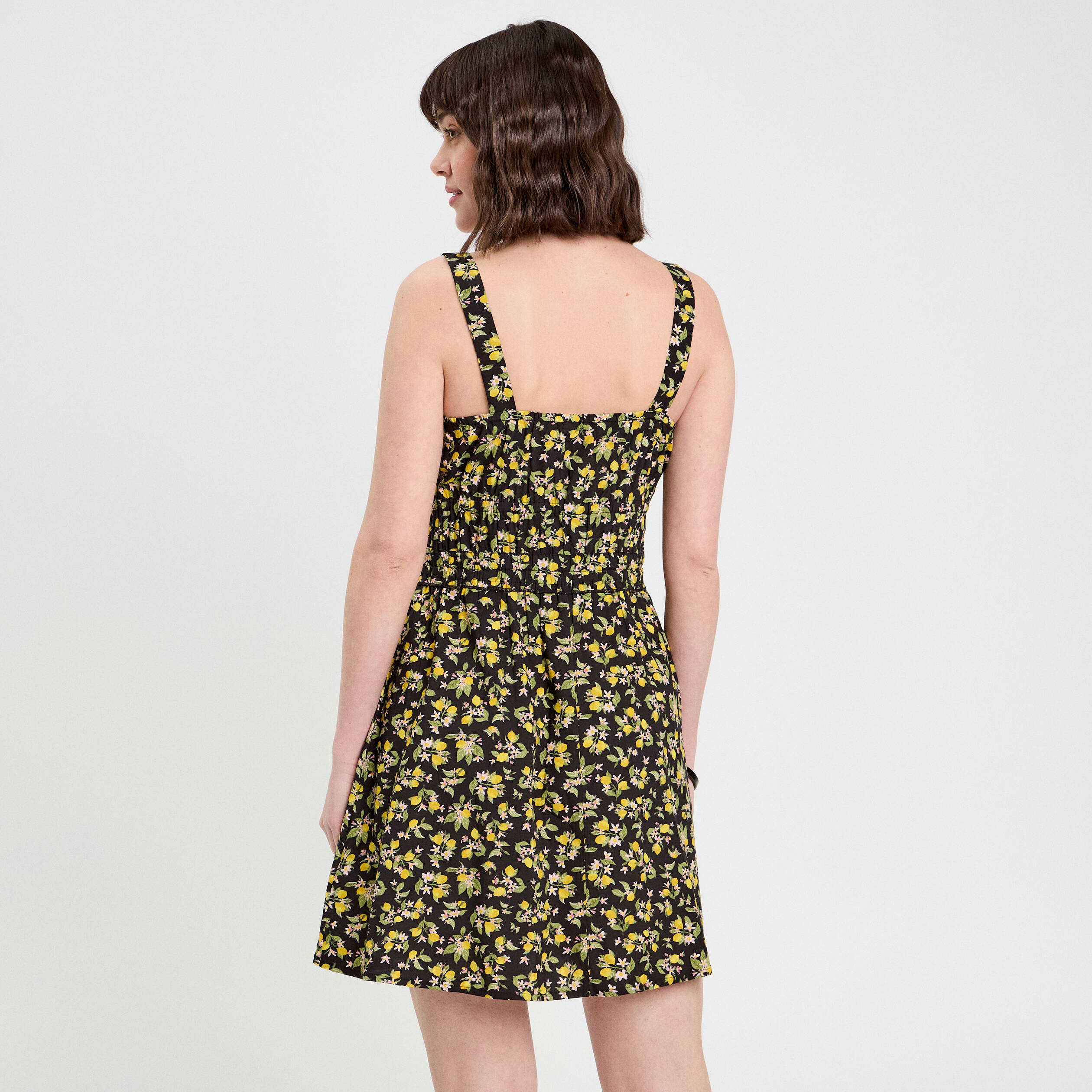 Robe &eacute;vas&eacute;e bretelles fines noir femme