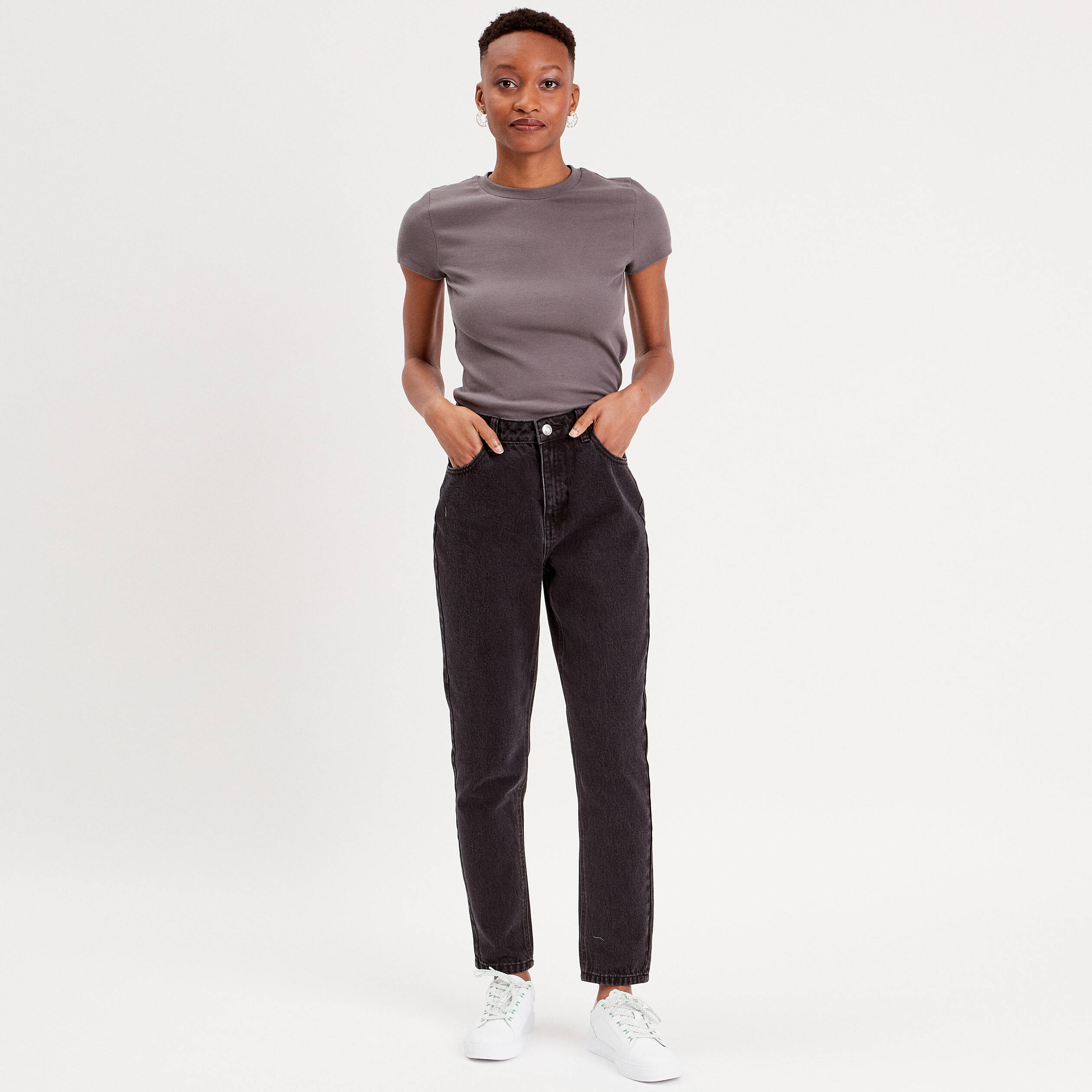 t shirt manches courtes cotele gris fonce femme T-shirt manches courtes côtelé gris foncé femme