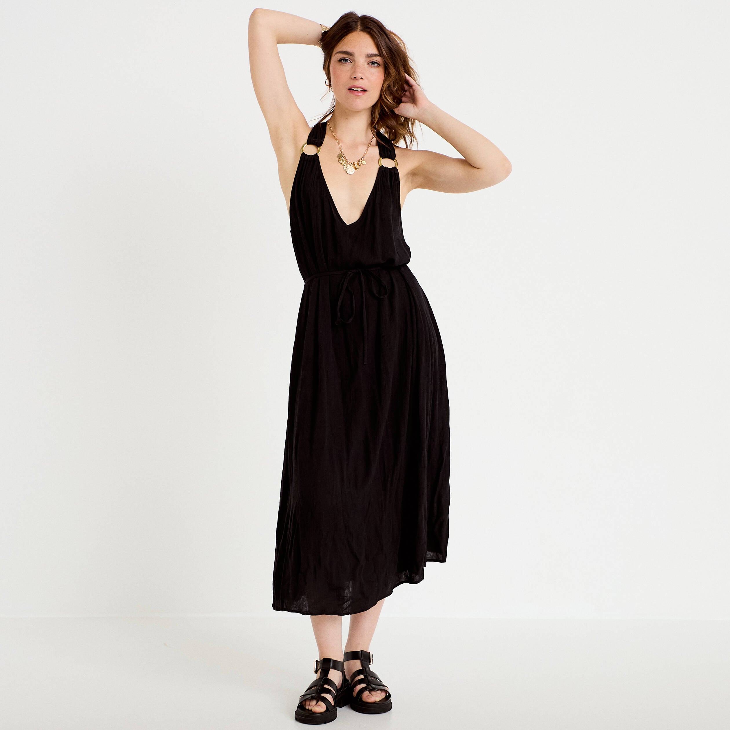 Robe longue droite fines bretelles col v noir femme