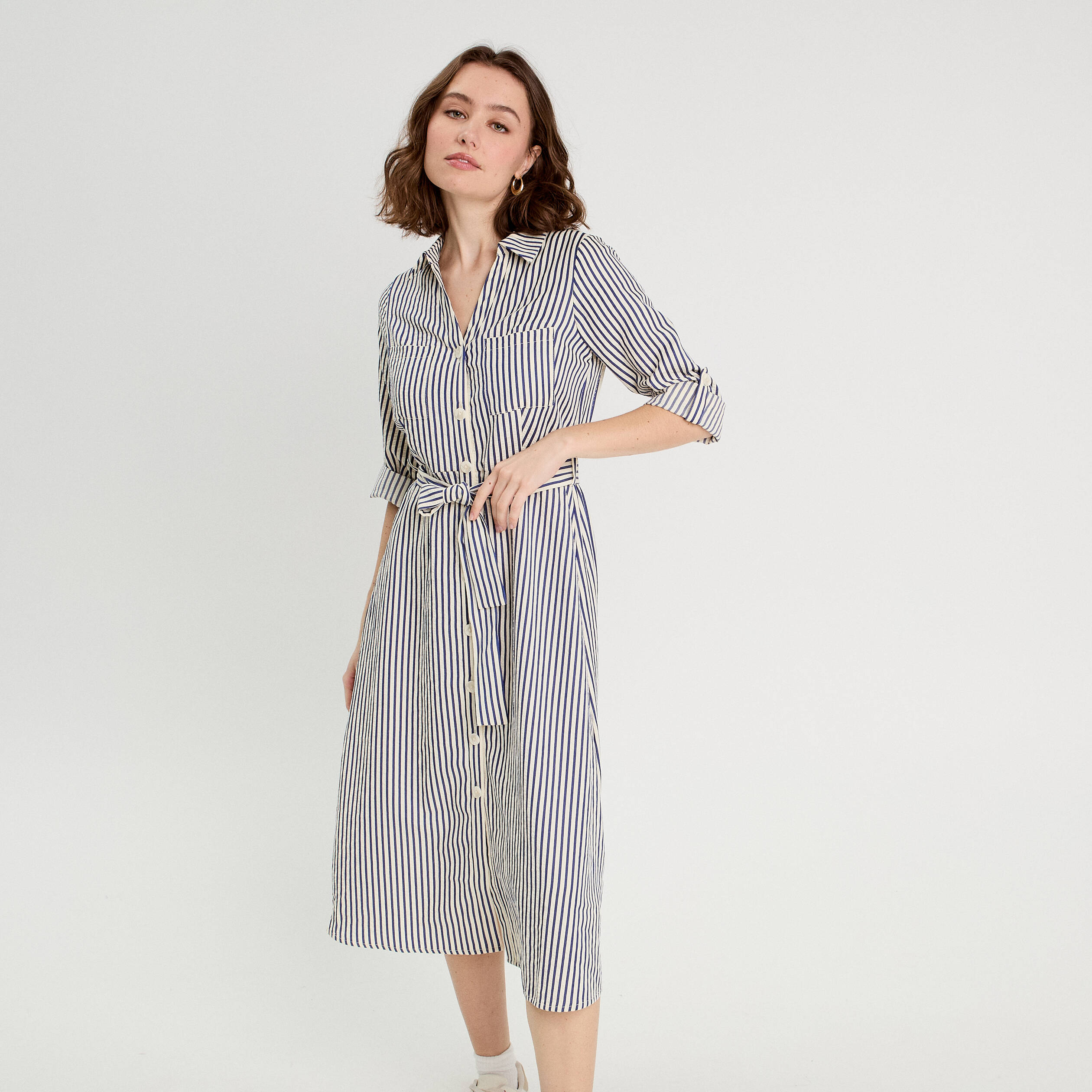 Robe longue chemise ceintur&eacute;e bleu marine femme