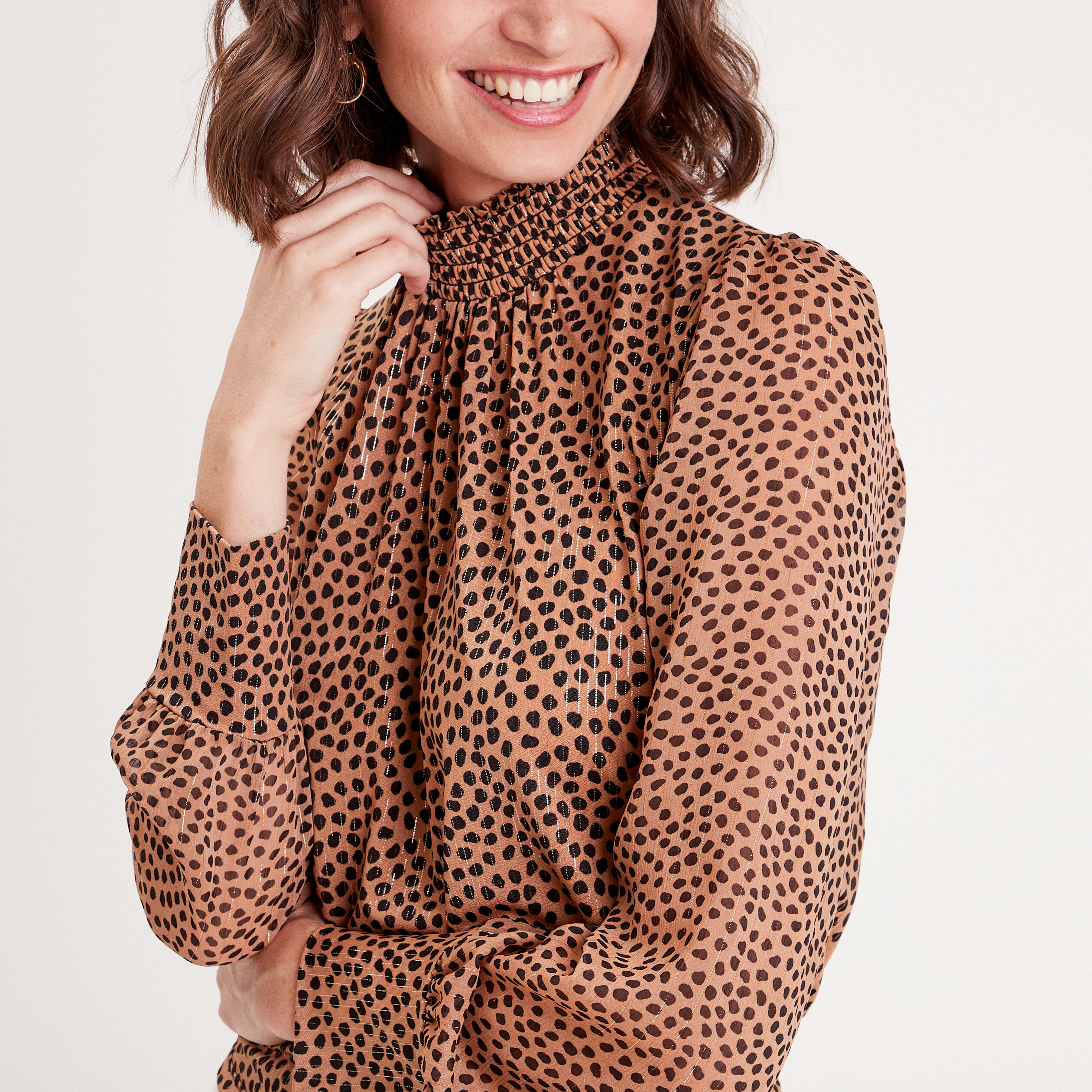 Blouse Femme Monoprix Taille 44 - Manches Longues Beige à Motif Pois - Occasion Très Bon État