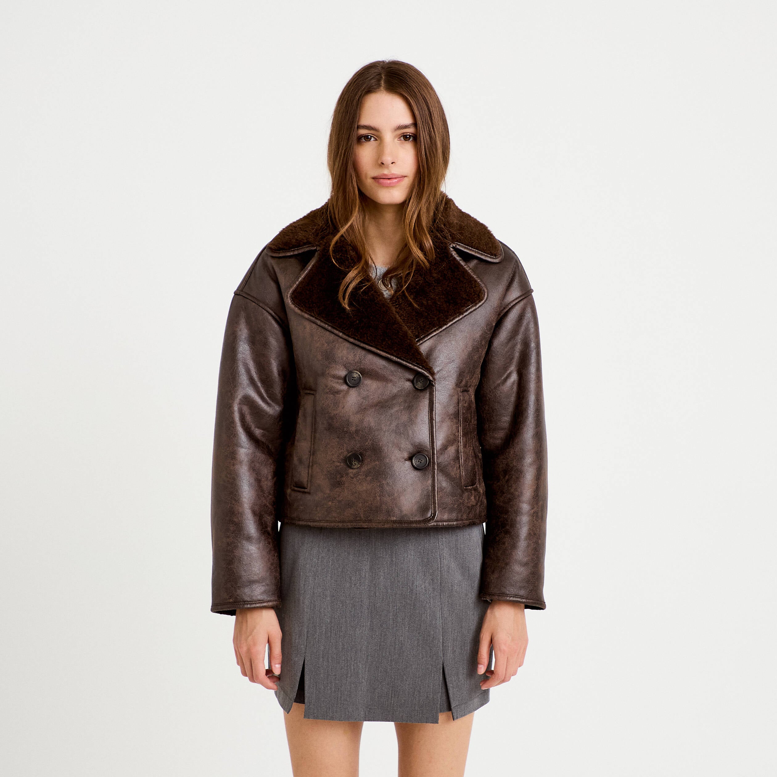 Caban cropped droit col tailleur marron fonc&eacute; femme