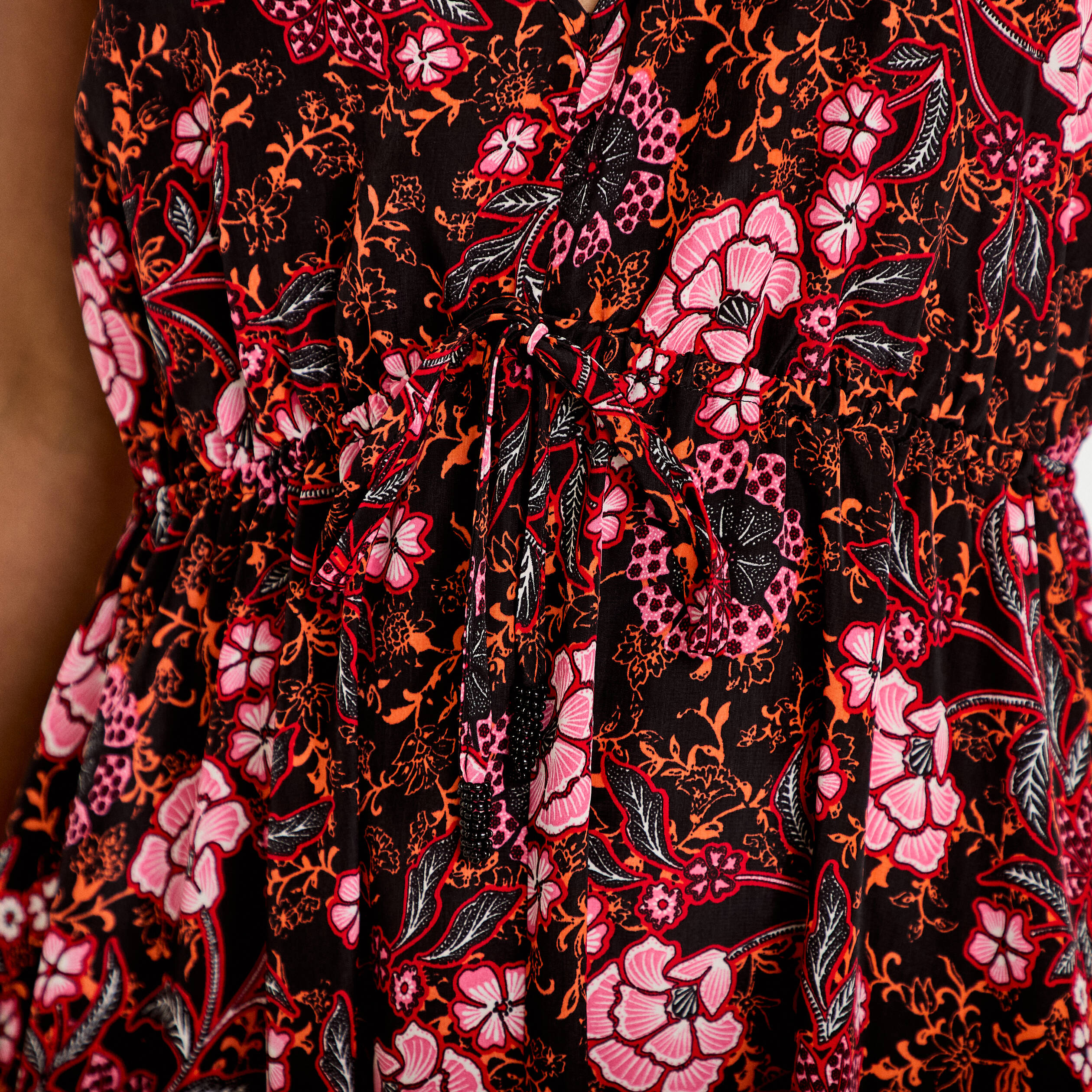 Robe longue &eacute;vas&eacute;e effet satin&eacute;e noir femme