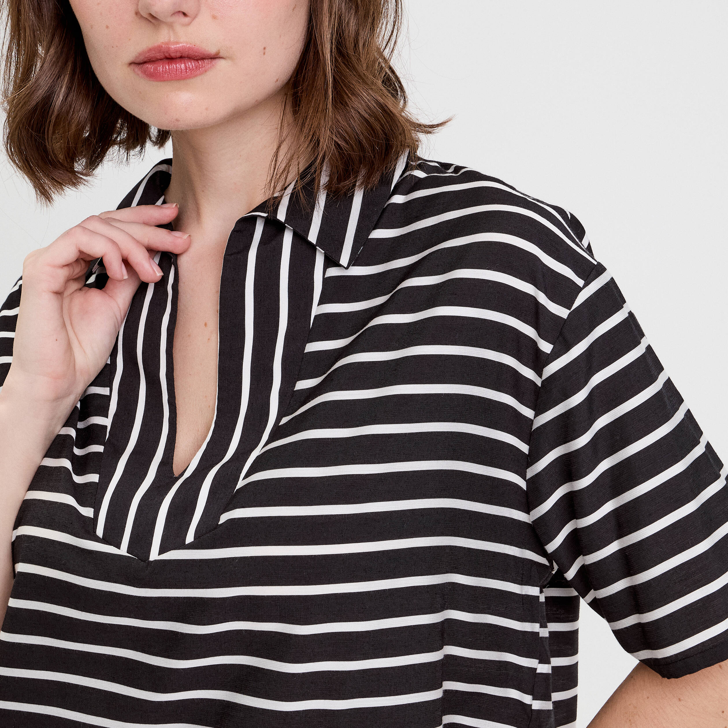 blouse col v manches courtes noir femme Blouse col V manches courtes noir femme