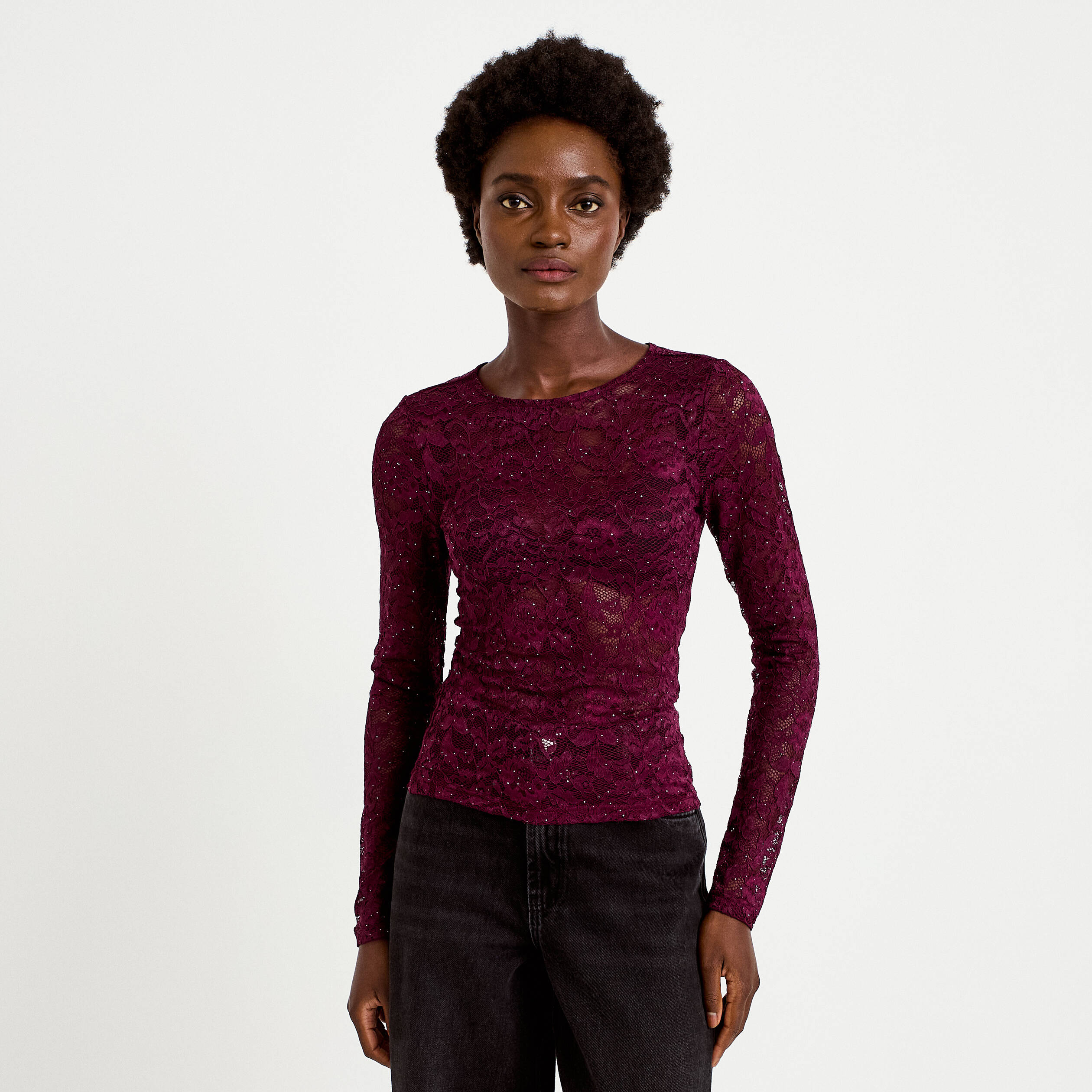 Top ajust&eacute; manches longues dentelle prune femme