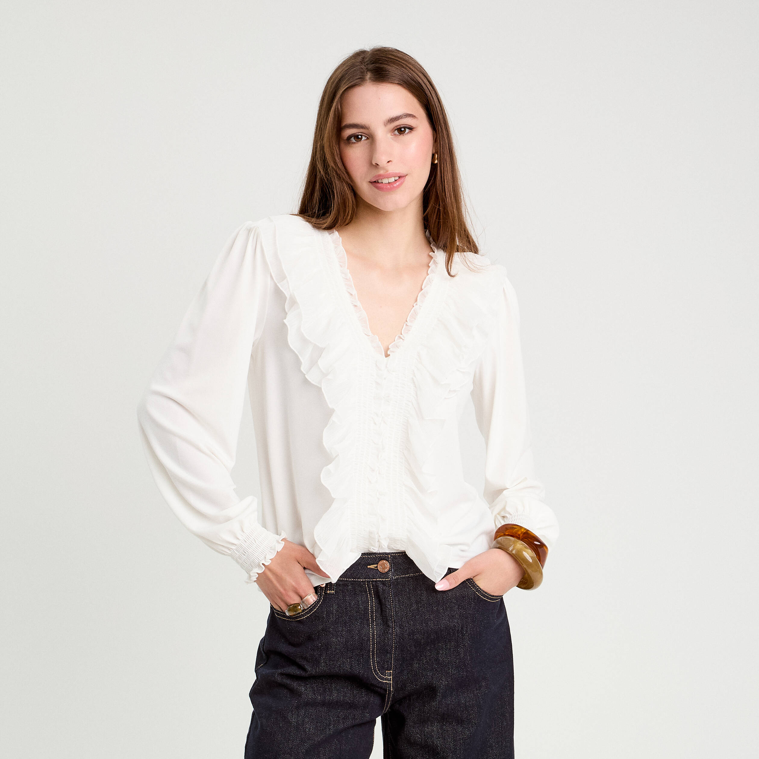 blouse avec volants ecru femme Blouse avec volants ecru femme