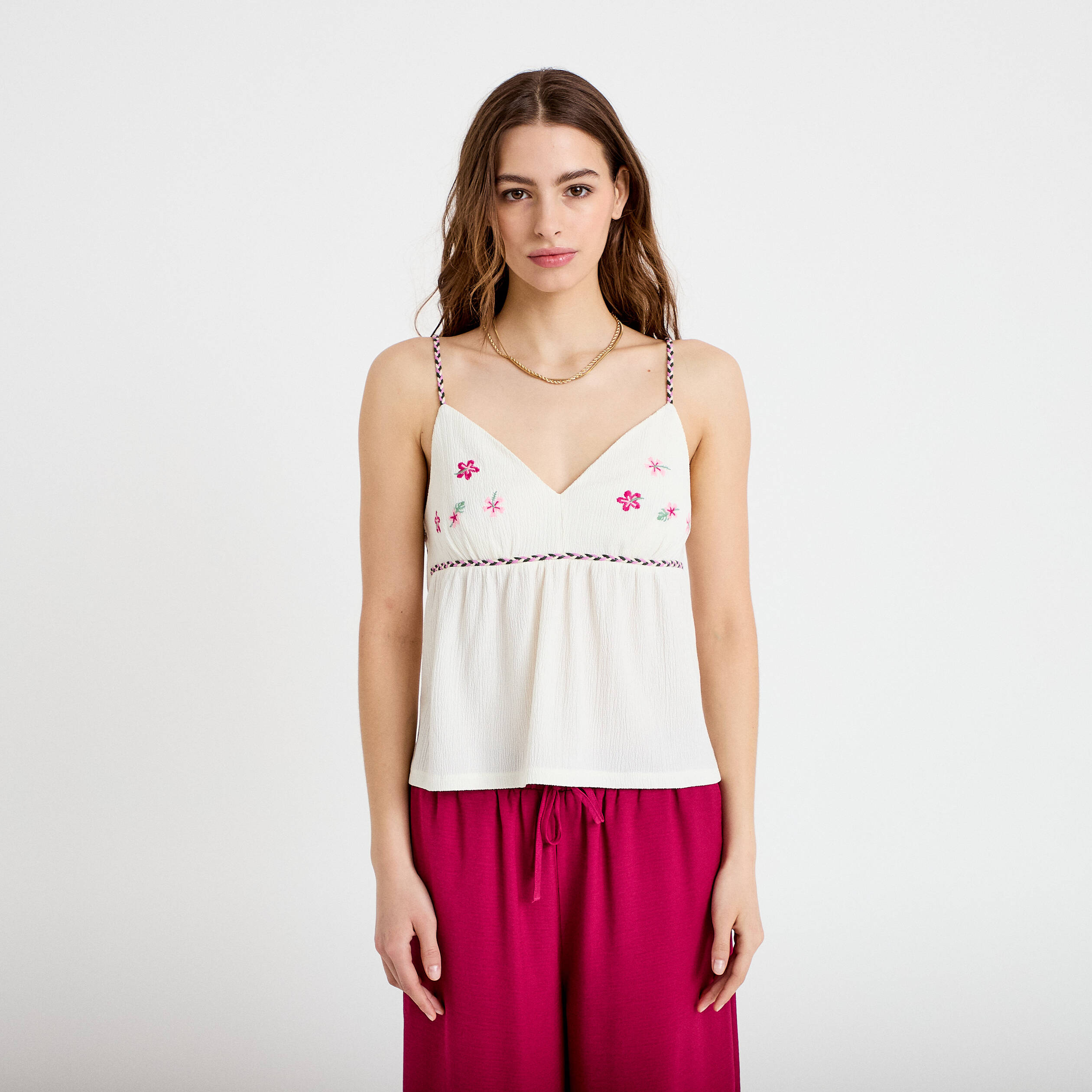 D&eacute;bardeur ajust&eacute; d&eacute;tail broderie ecru femme