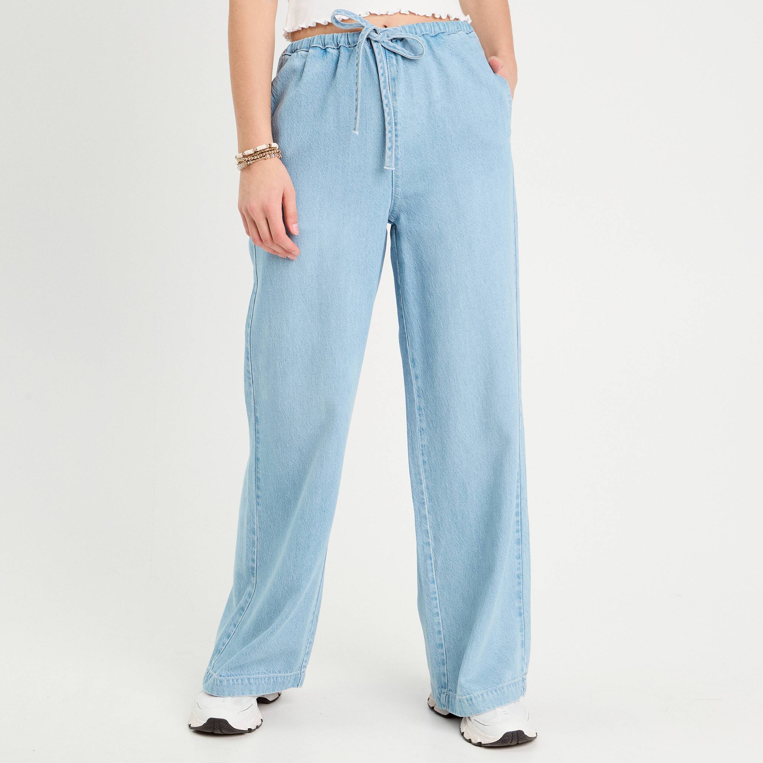 Pantalon large en jean denim bleach femme