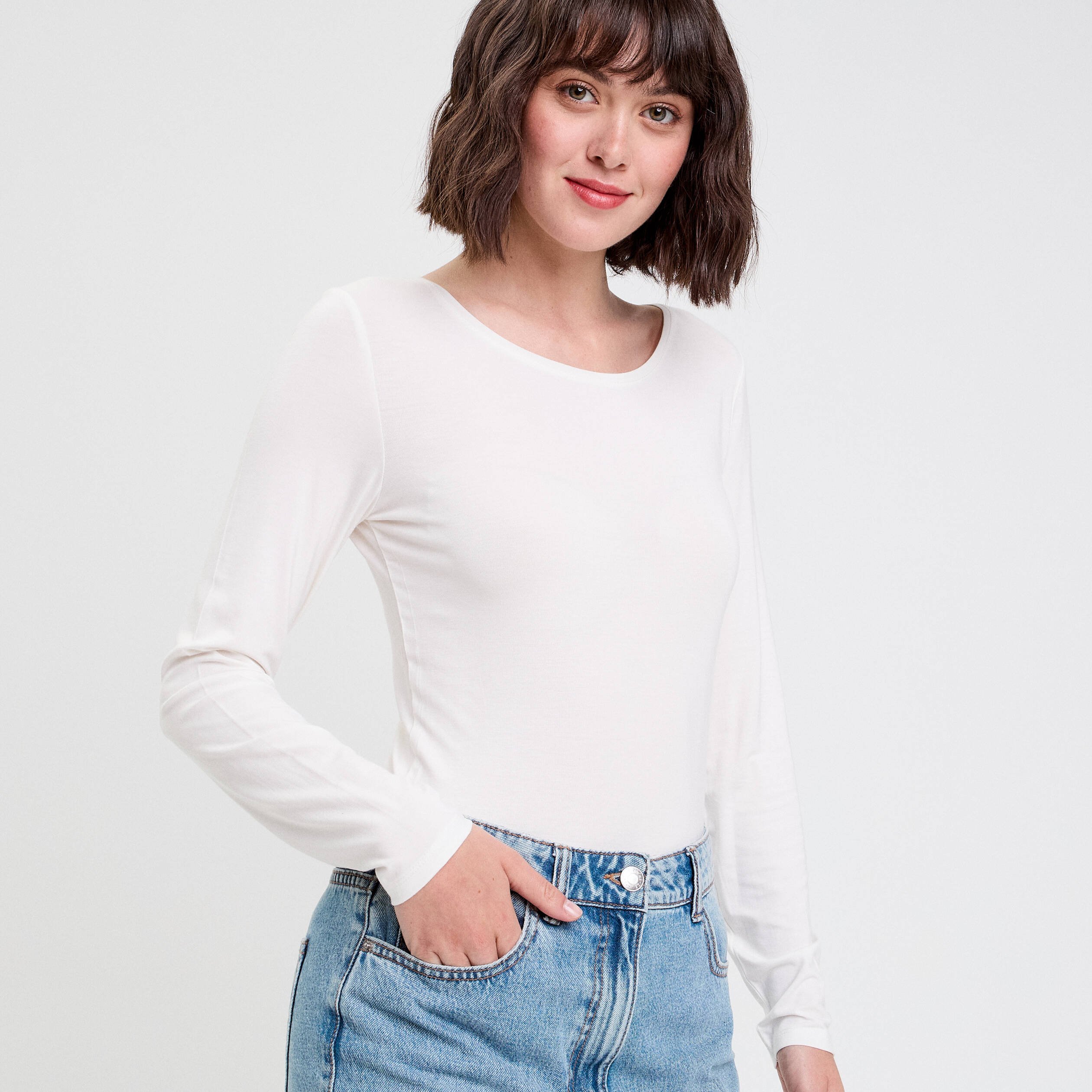 t shirt uni a manches longues ecru femme T-shirt uni à manches longues ecru femme