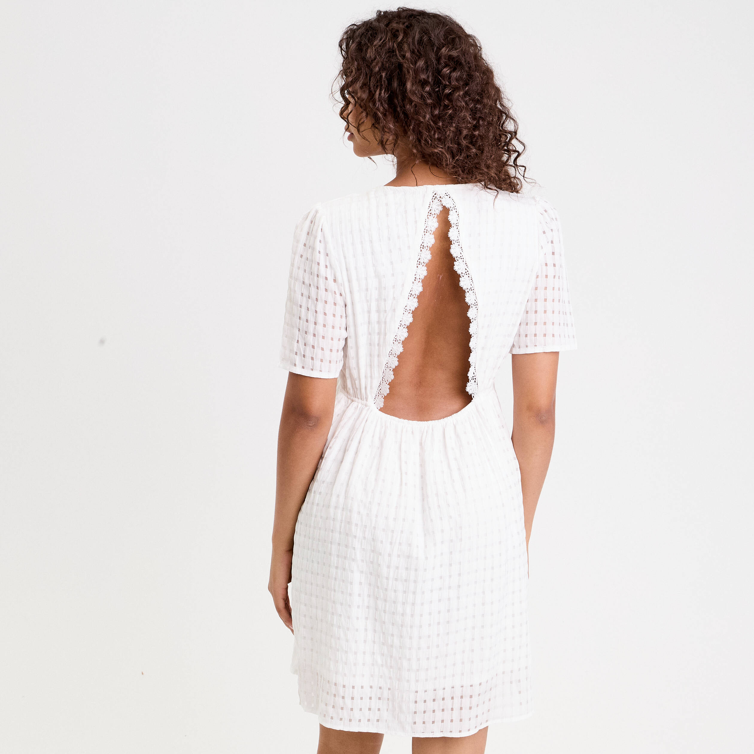 robe evasee col v doublure viscose blanc femme Robe évasée col V doublure viscose blanc femme