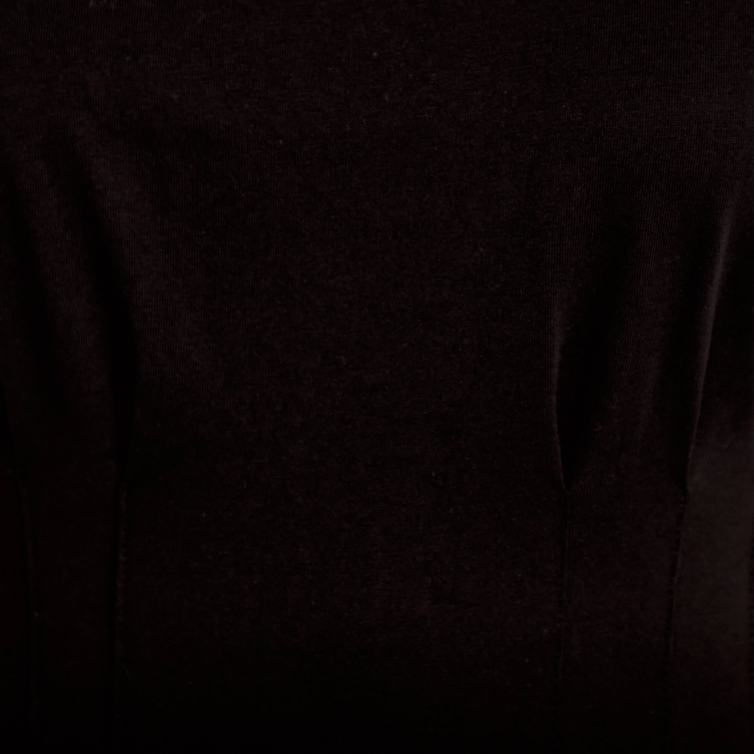 T-shirt cintr&eacute; col rond manches courtes noir femme