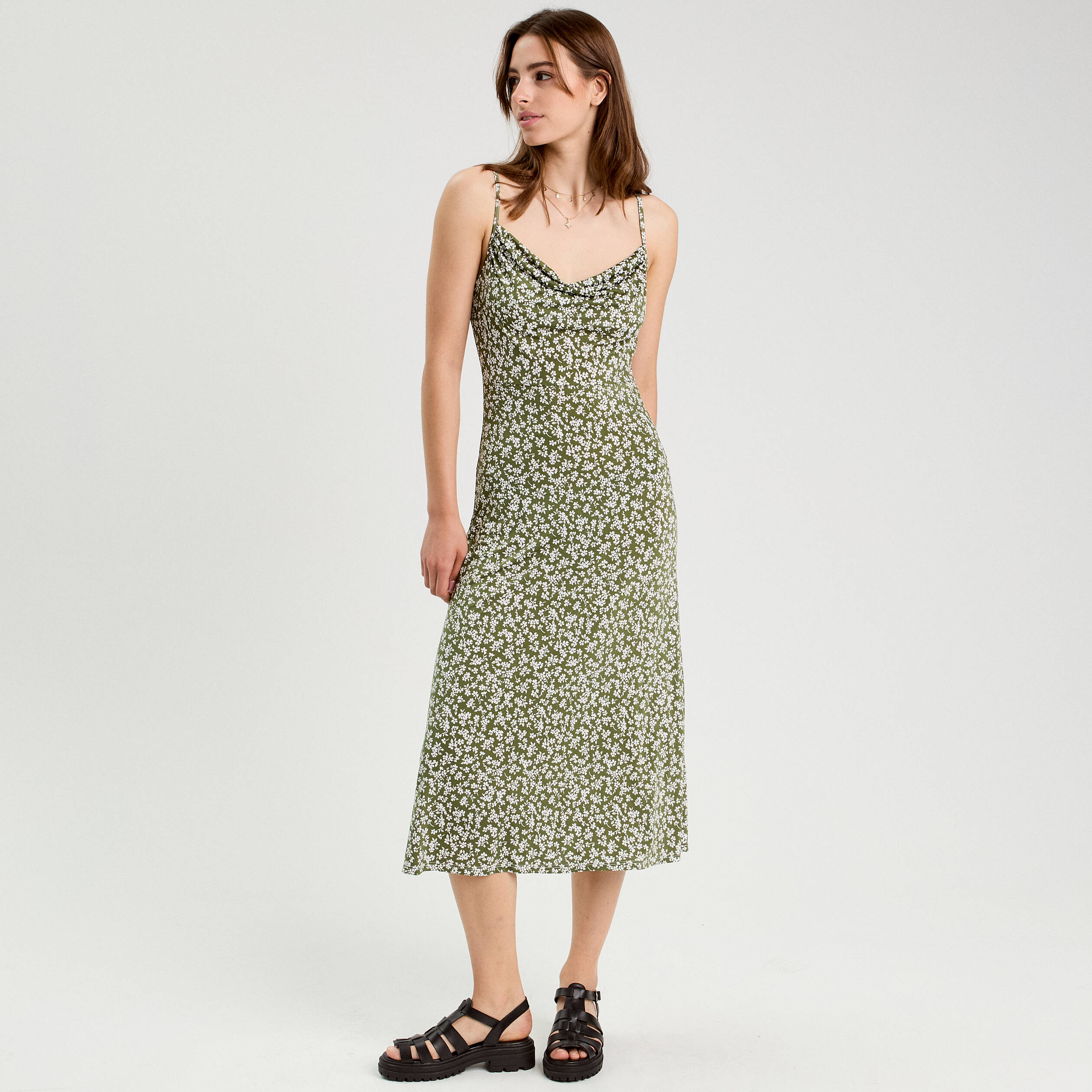 robe longue ajustee vert kaki femme Robe longue ajustée vert kaki femme