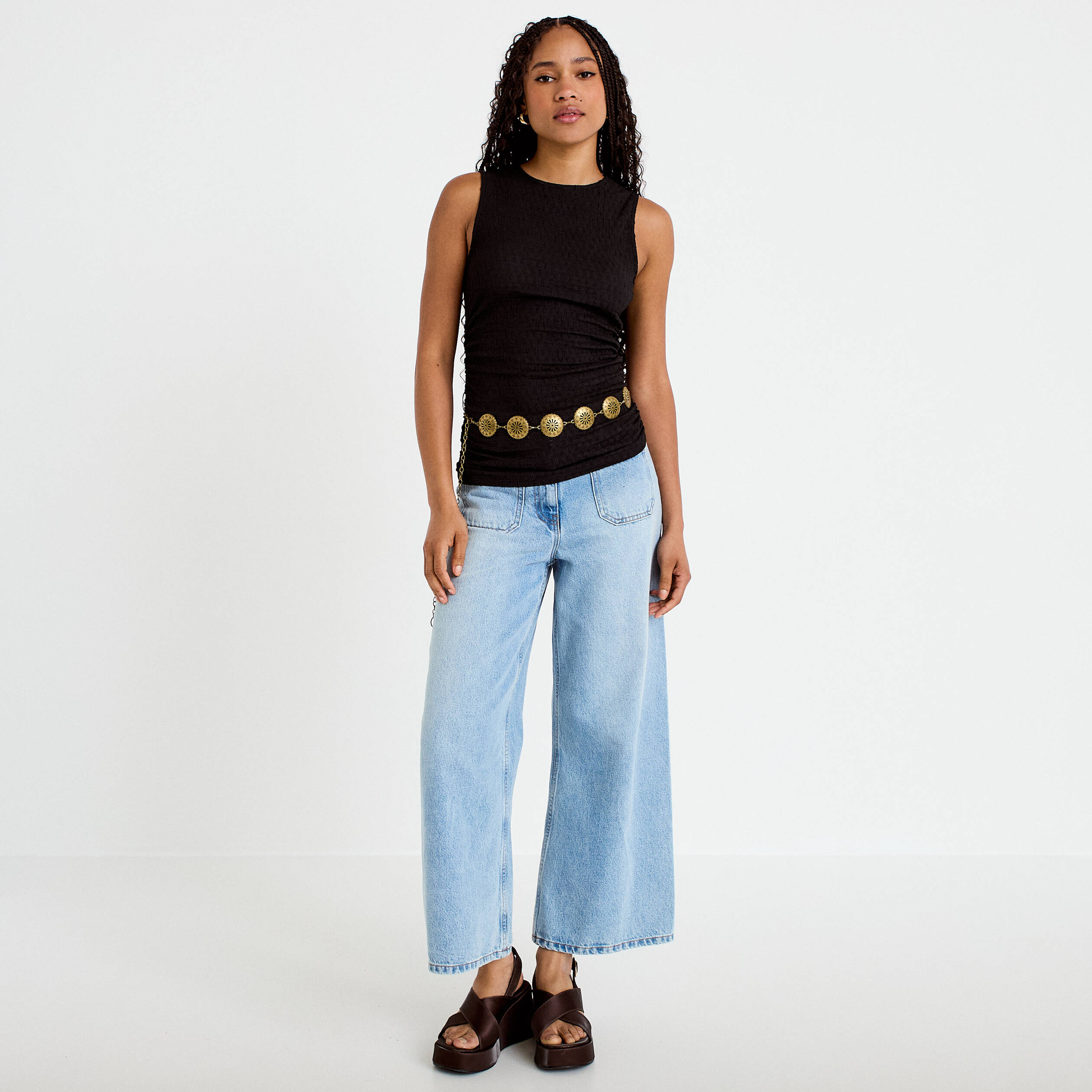 D&eacute;bardeur ajour&eacute; col rond noir femme