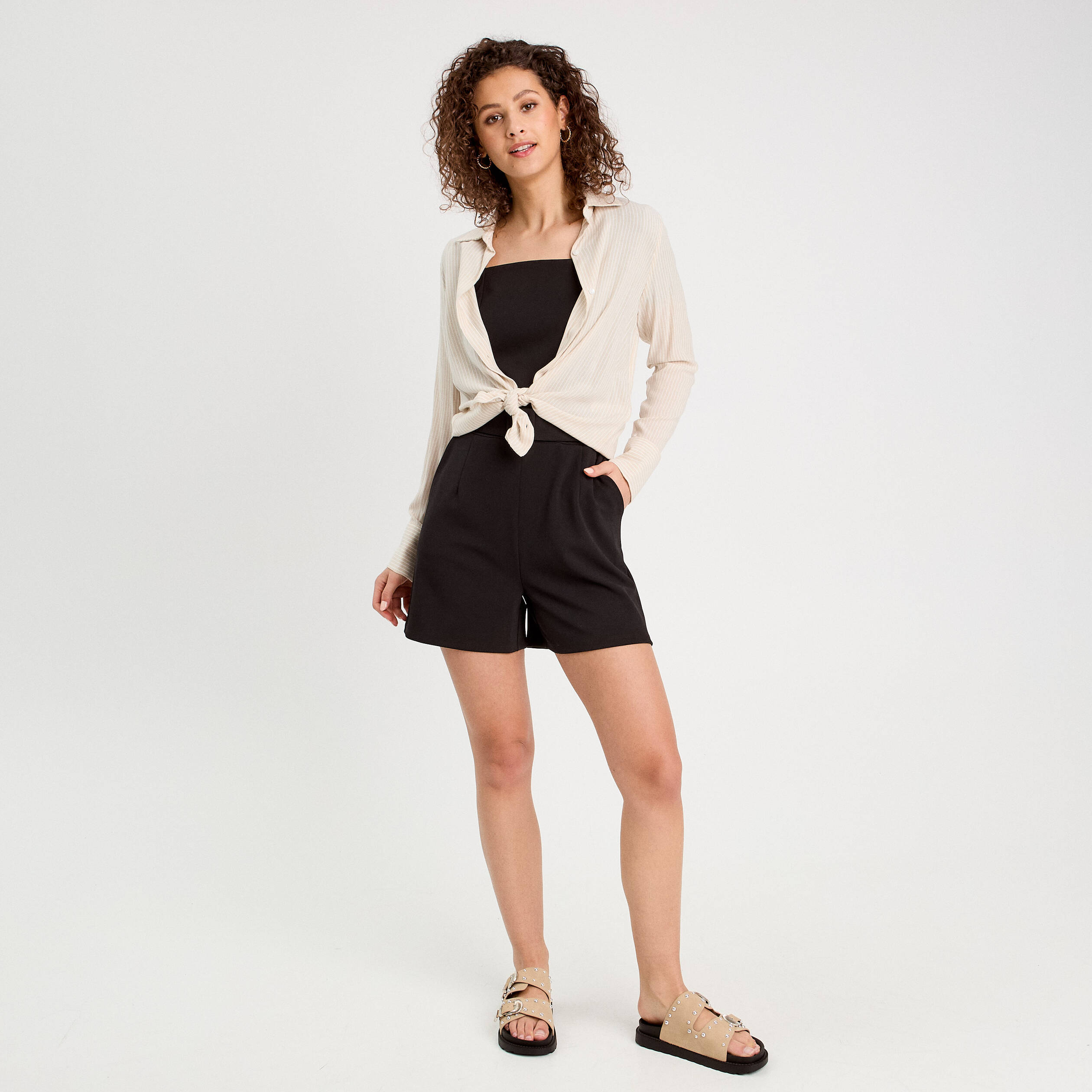 Combishort ceintur&eacute;e noir femme
