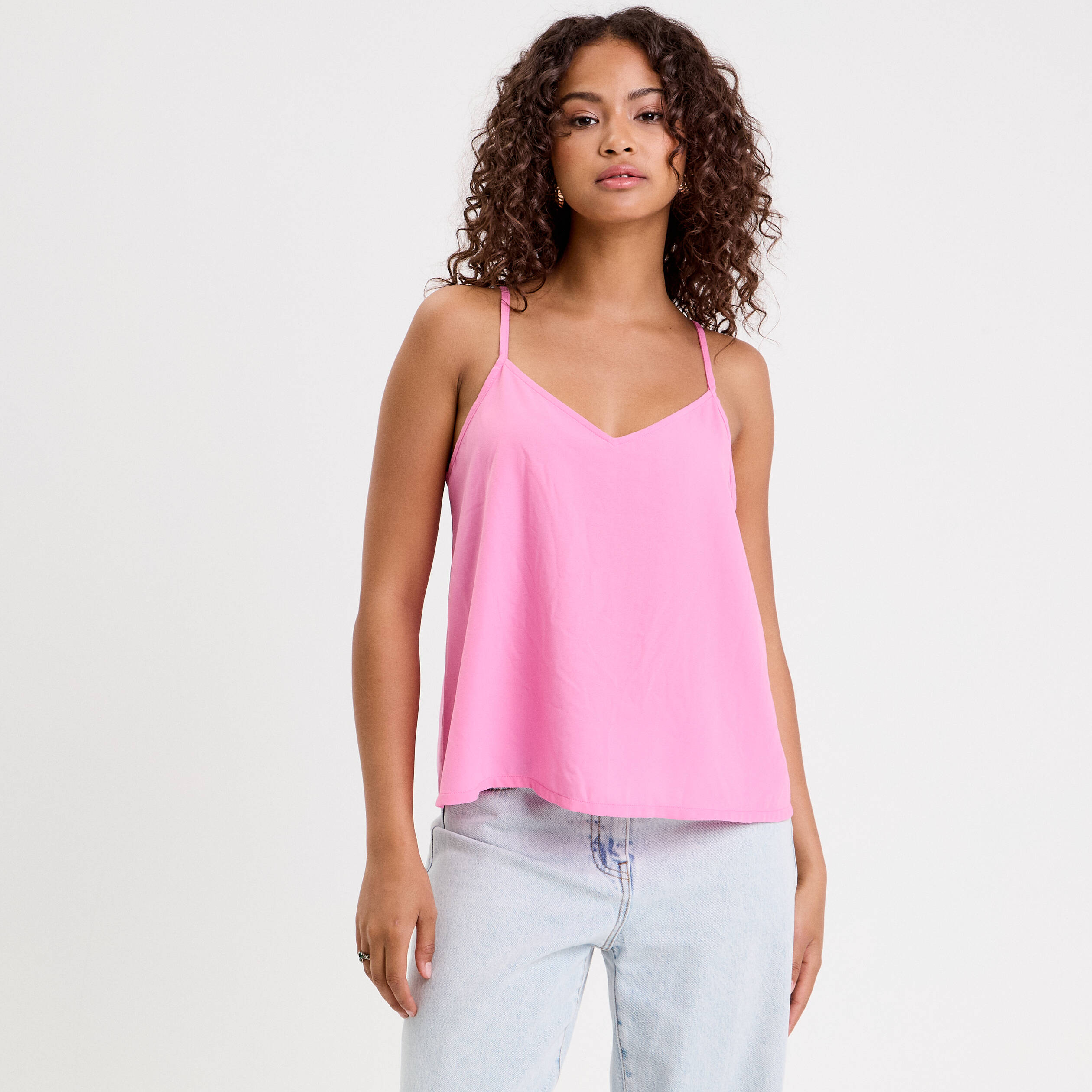 top court col v bretelles fines rose femme Top court col v bretelles fines rose femme