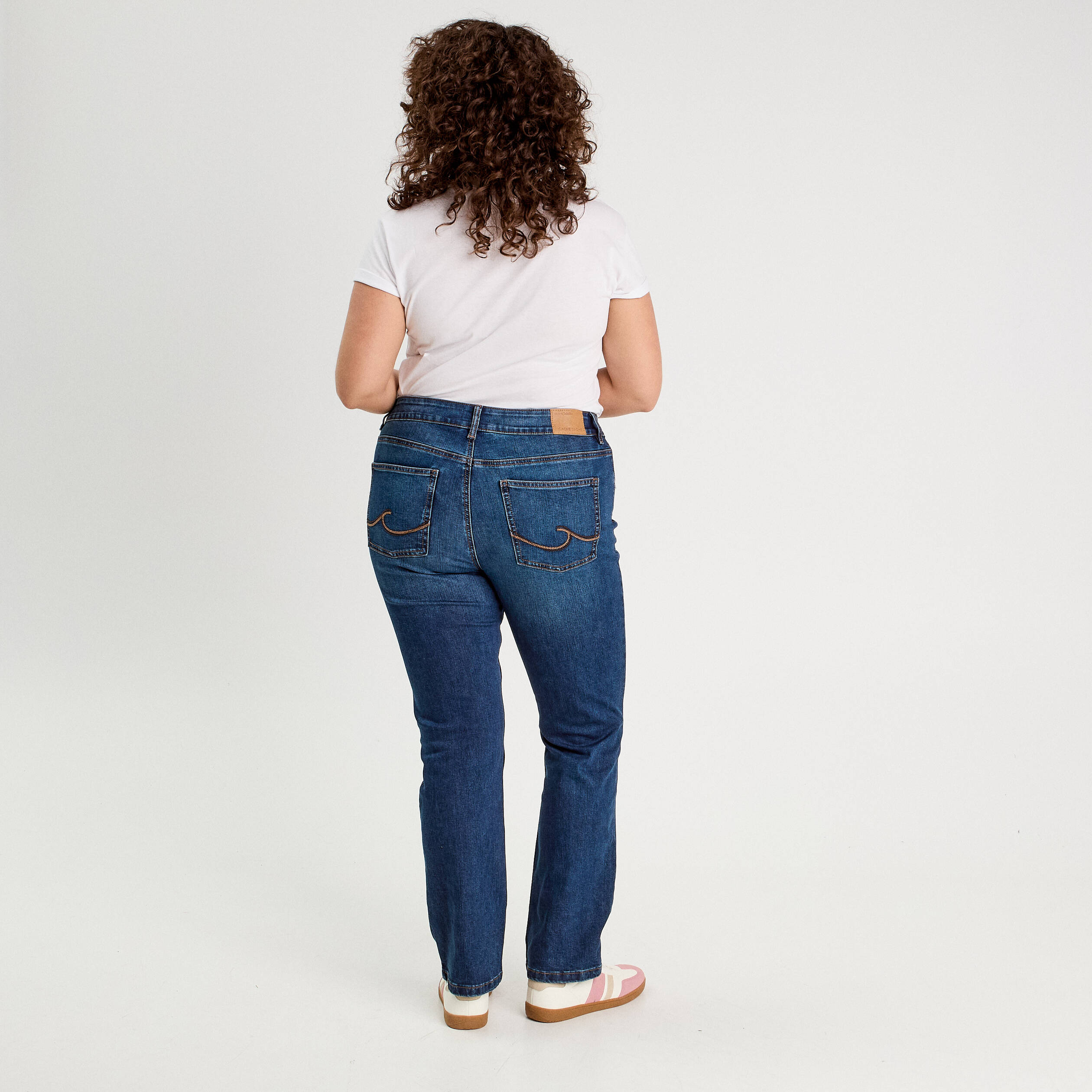 jeans droit taille haute denim brut femme Jeans droit taille haute denim brut femme