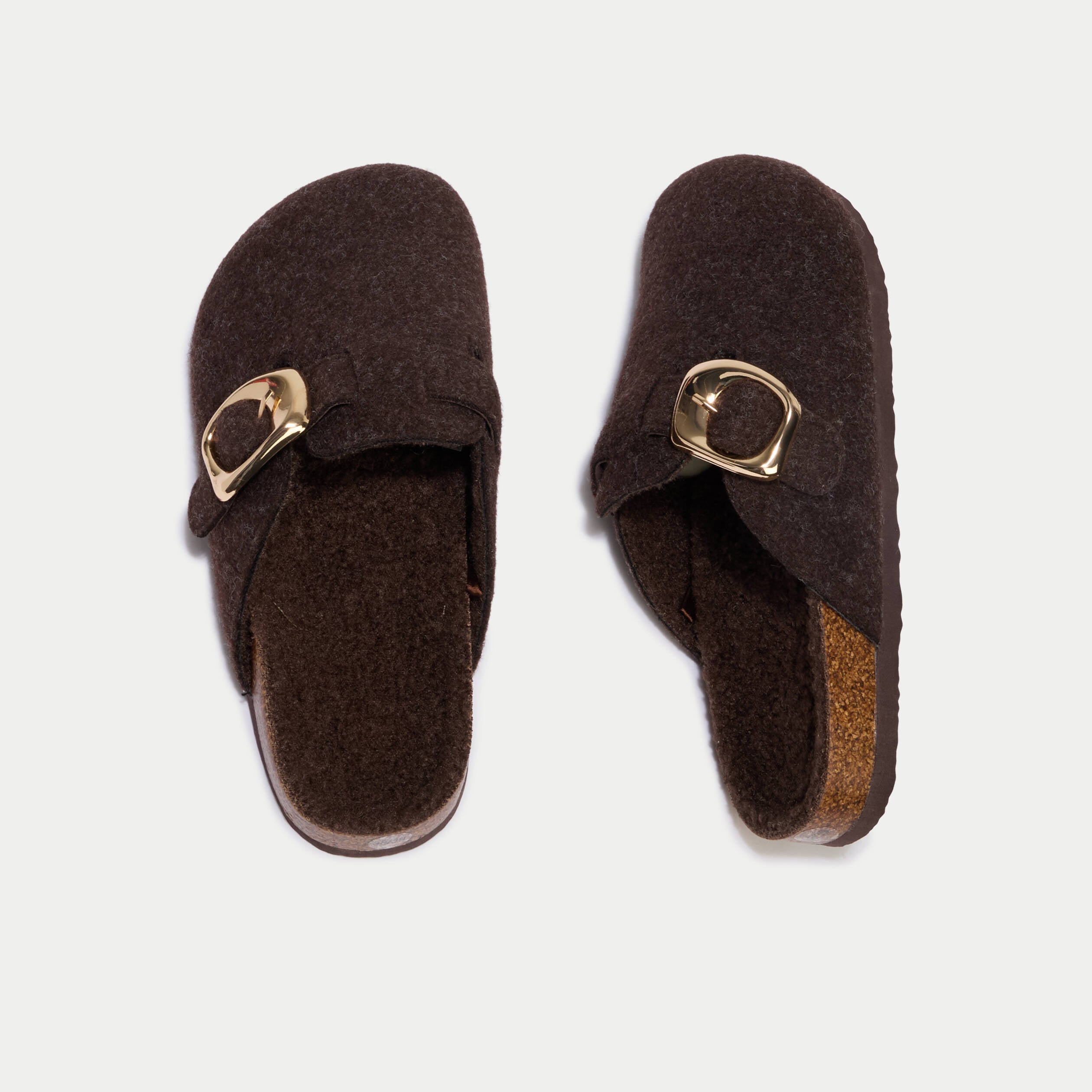 Chaussons sabot marron fonc&eacute; femme