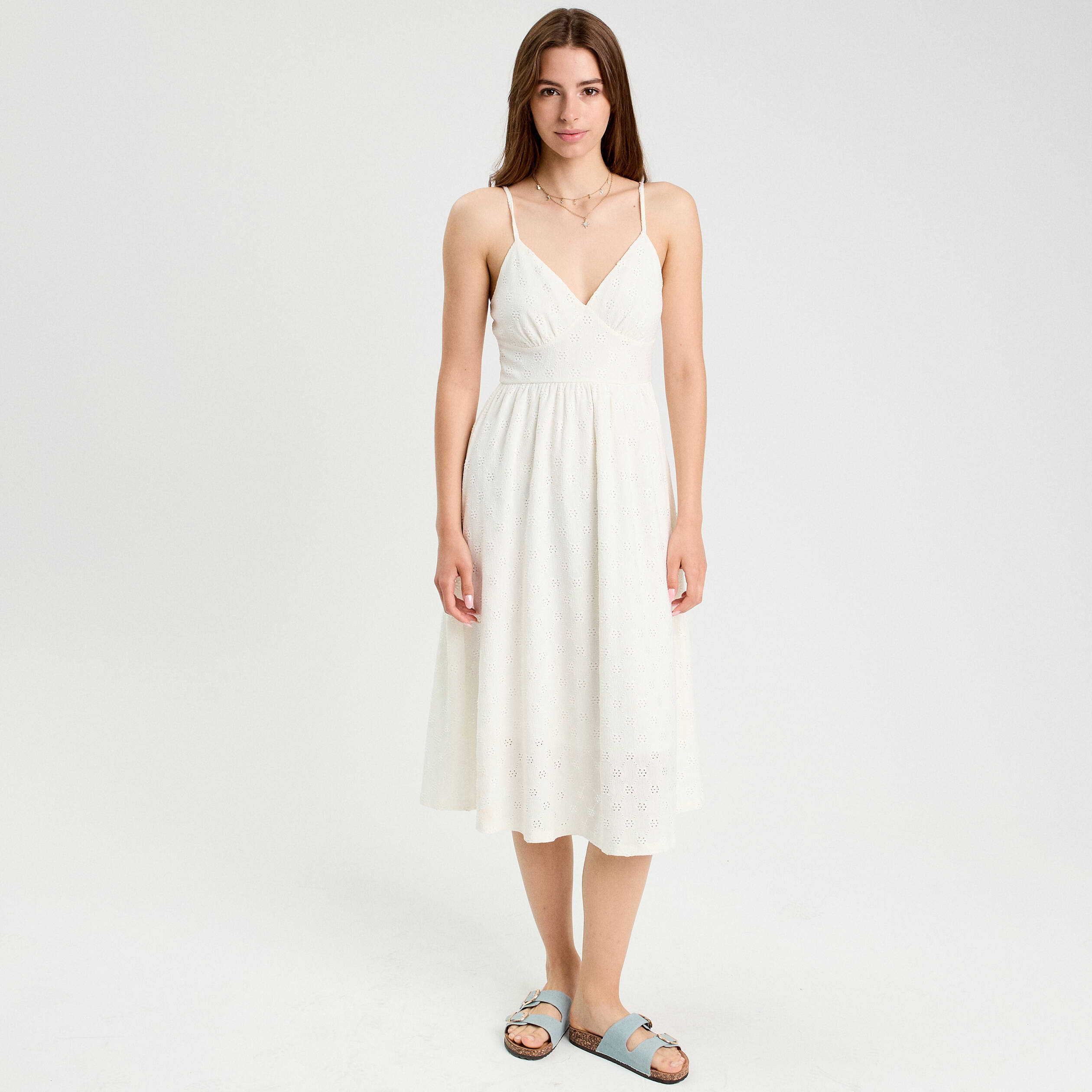 robe longue evasee ajouree ecru femme Robe longue évasée ajourée ecru femme