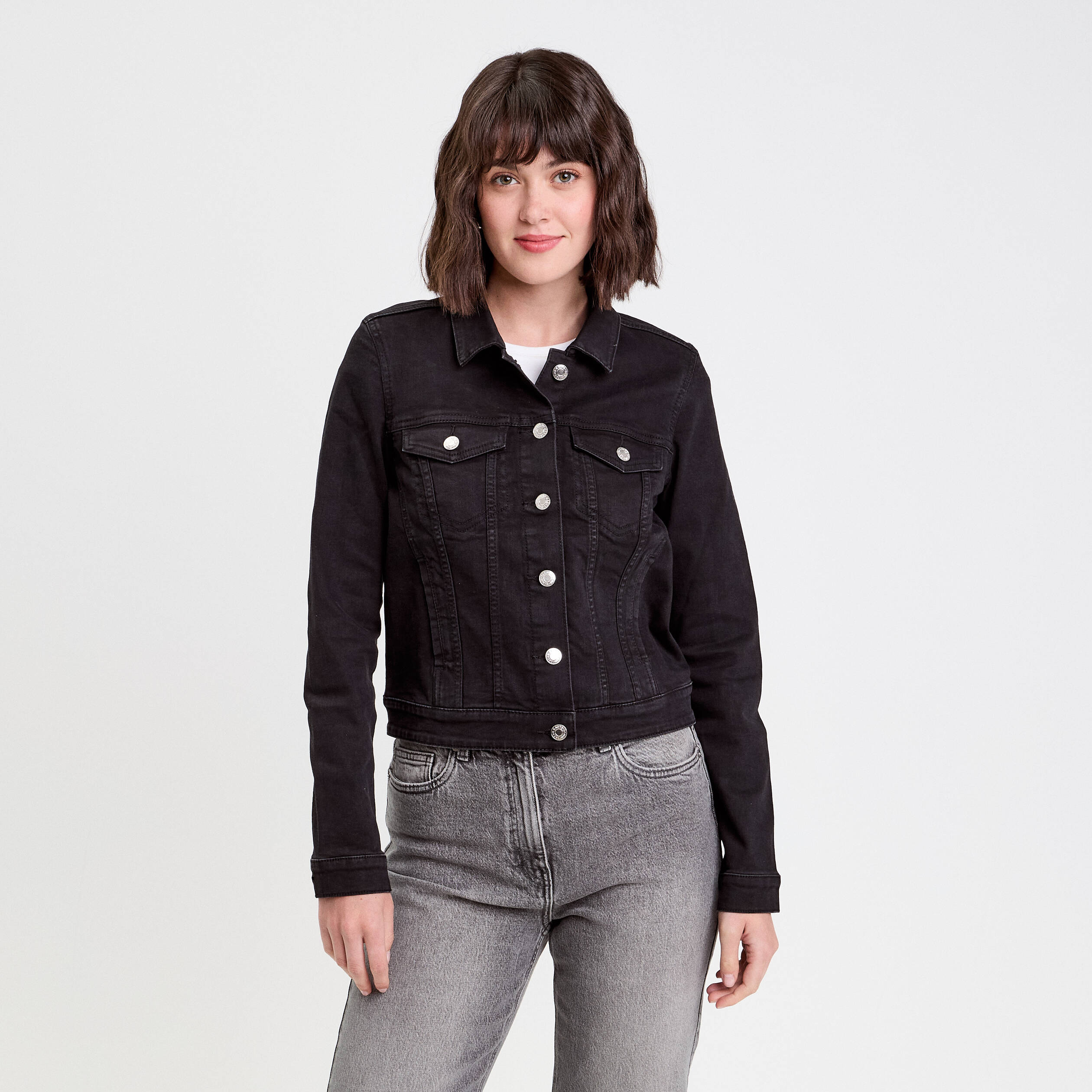 Veste droite boutonnée en jean noir femme