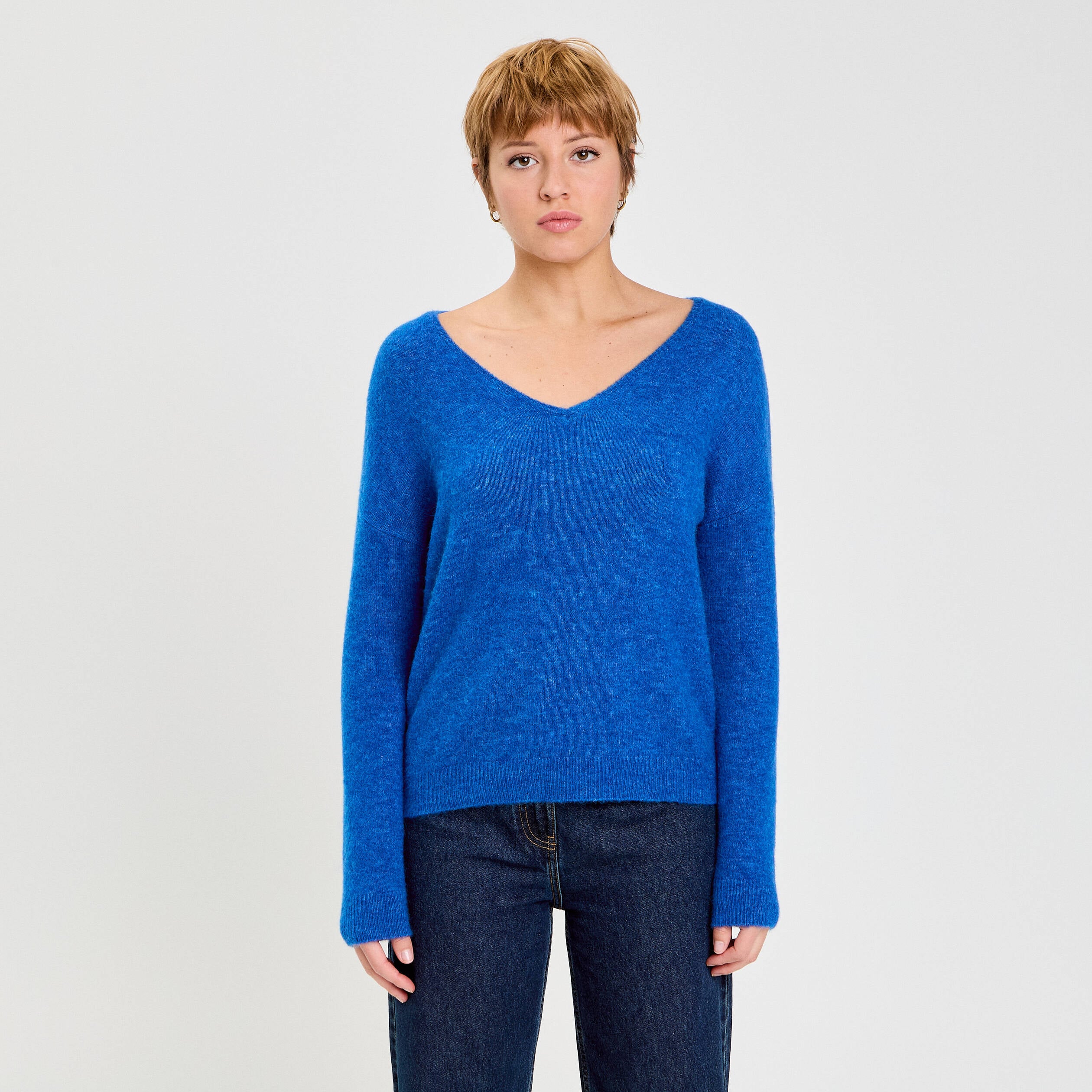 Pull avec col en V bleu electrique femme