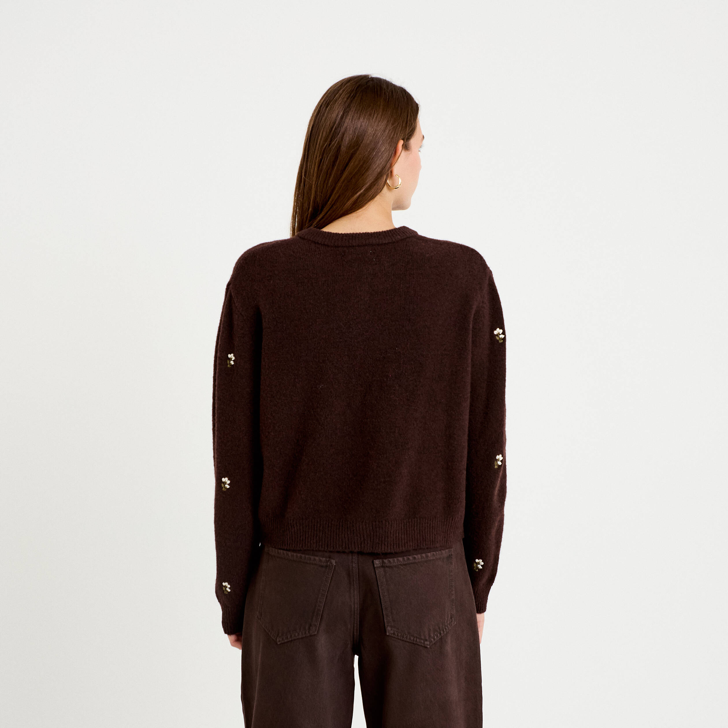 Gilet manches longues broderies col rond marron fonc&eacute; femme