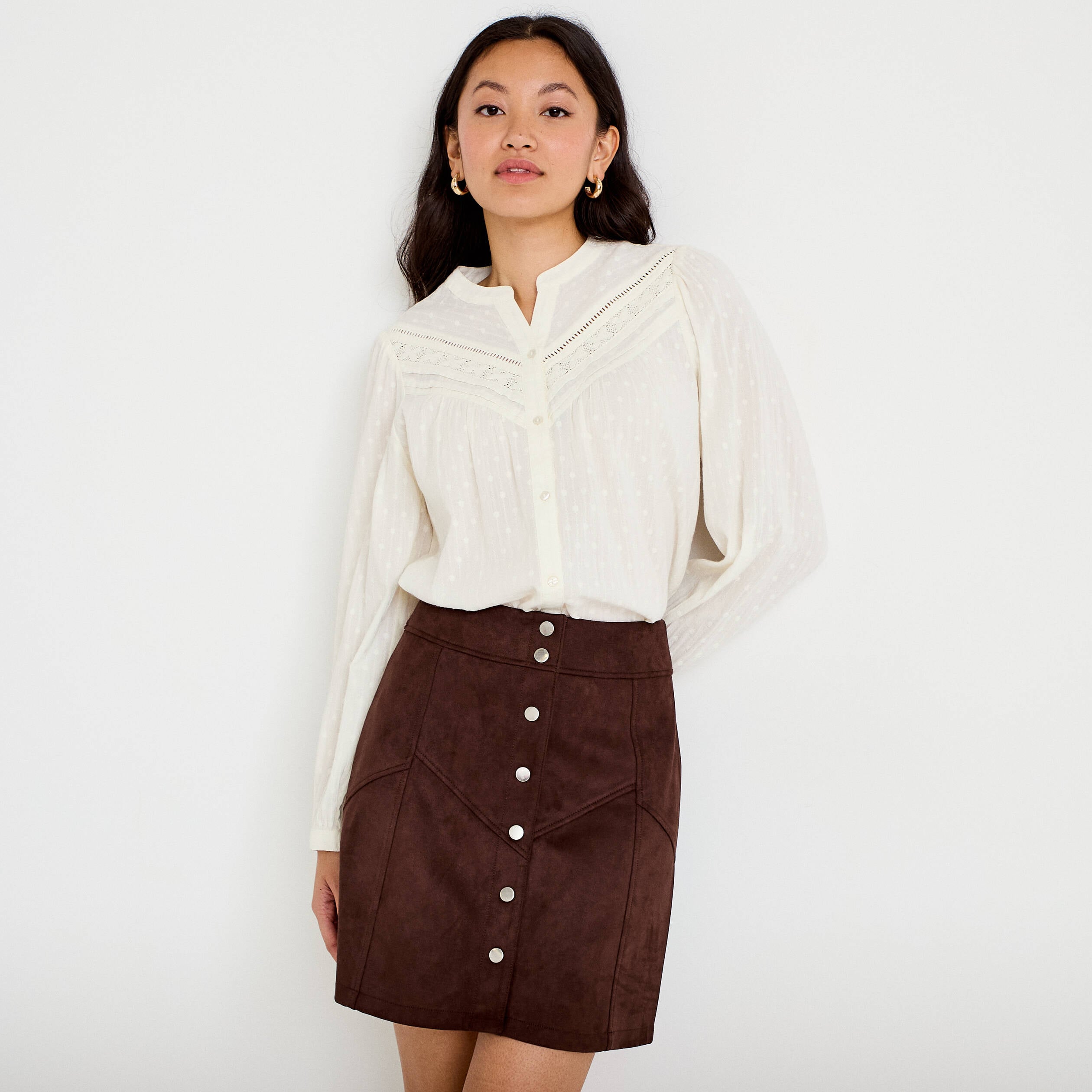 Jupe trap&egrave;ze courte aspect daim marron fonc&eacute; femme