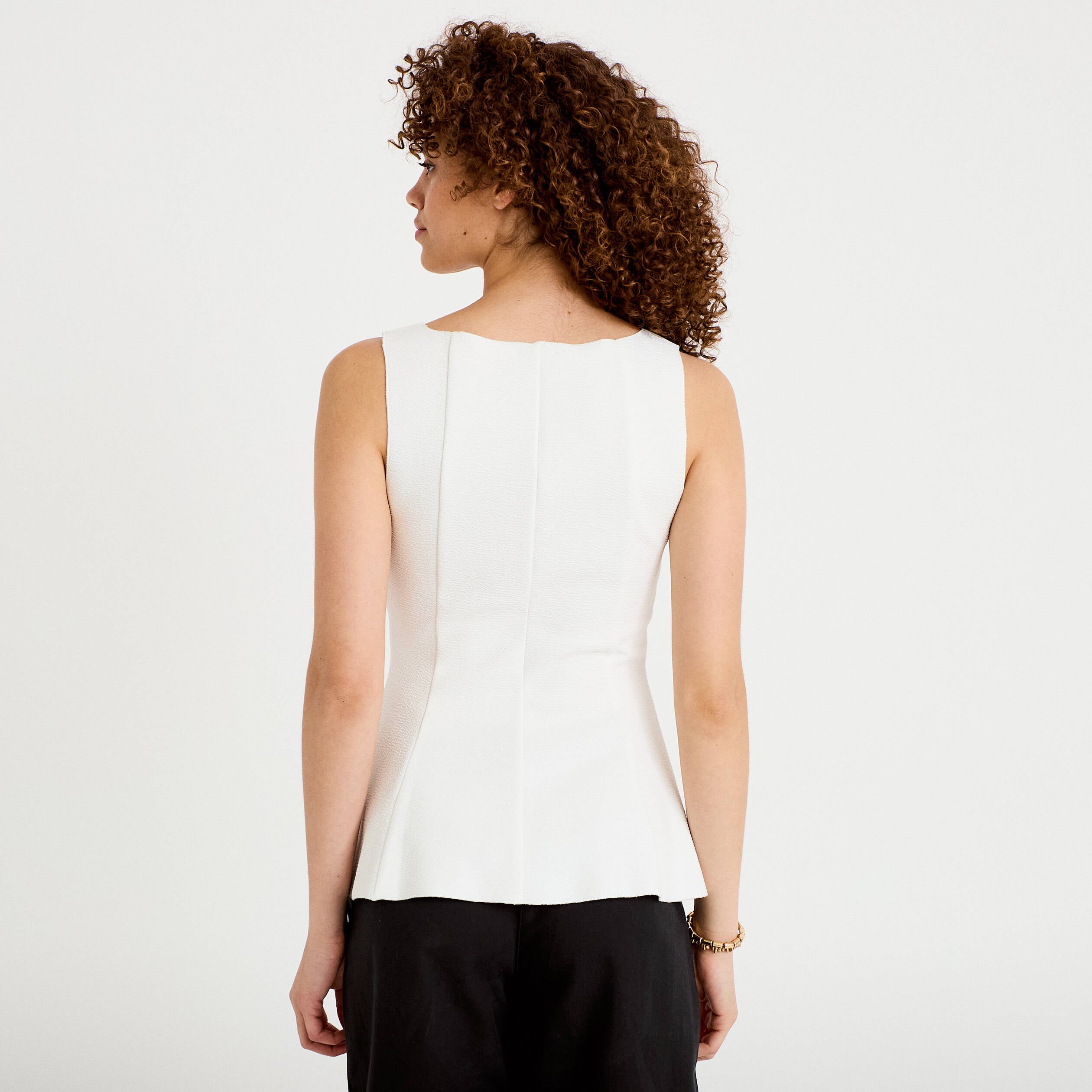 D&eacute;bardeur p&eacute;plum cintr&eacute; col coeur ecru femme