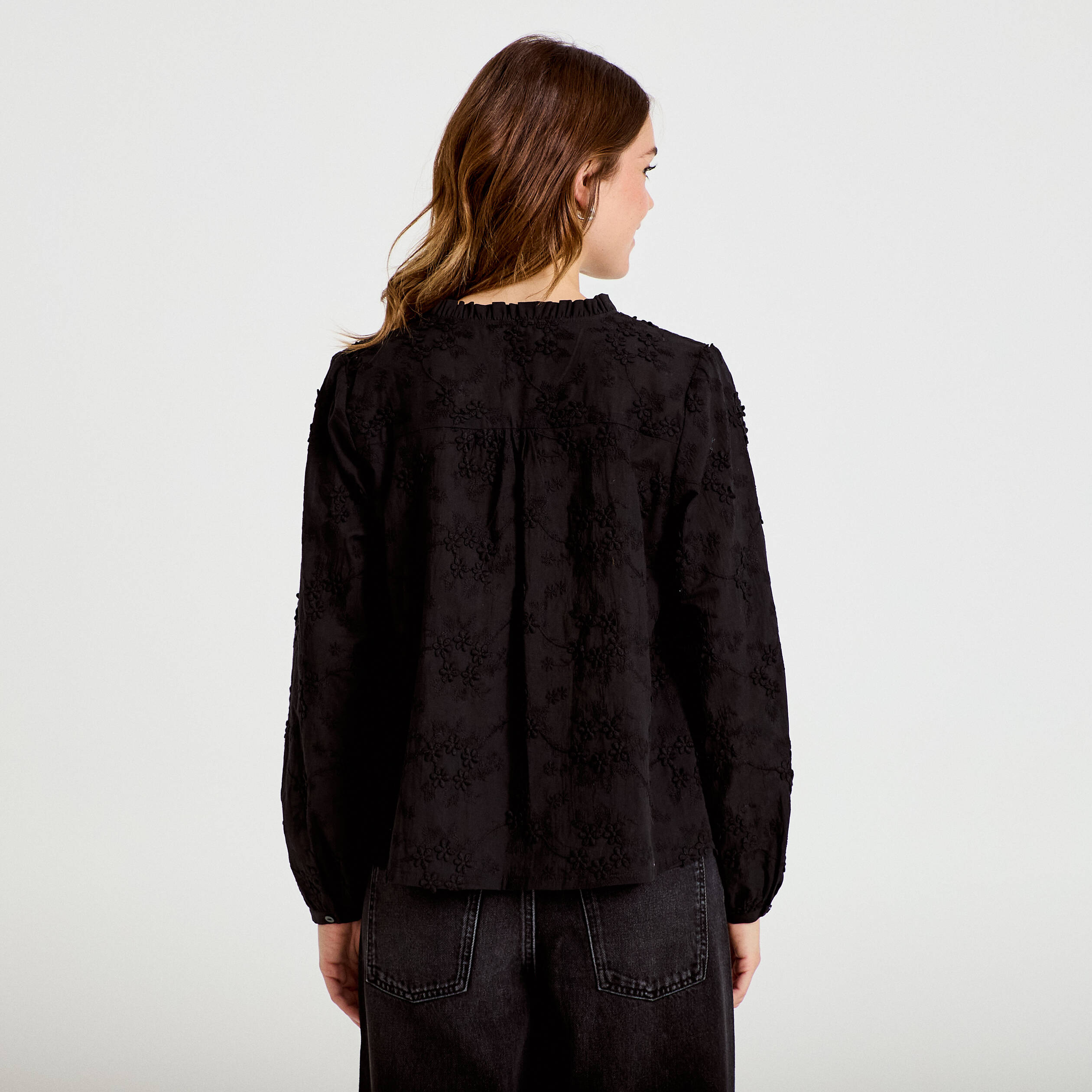 Blouse droite col rond manches longues noir femme