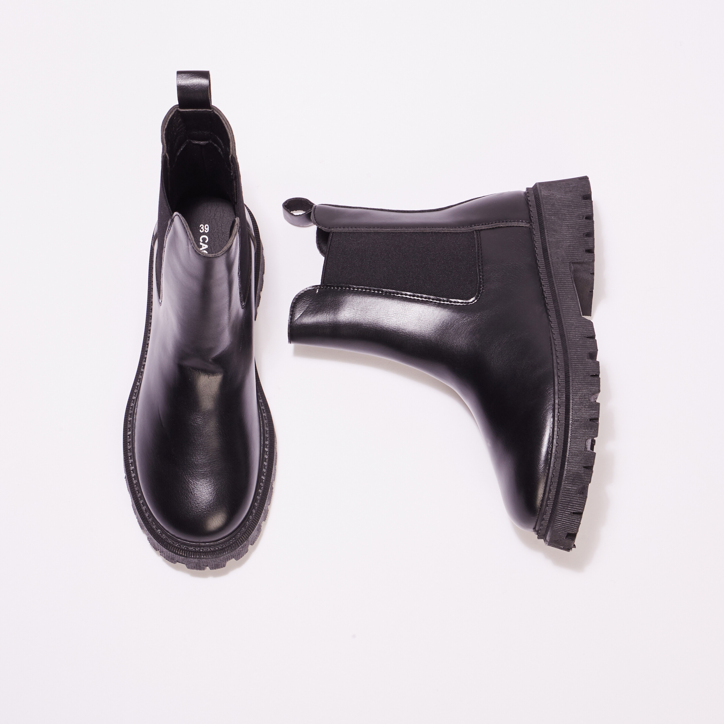 bottines chelsea avec chaines noir femme Bottines chelsea avec chaînes noir femme