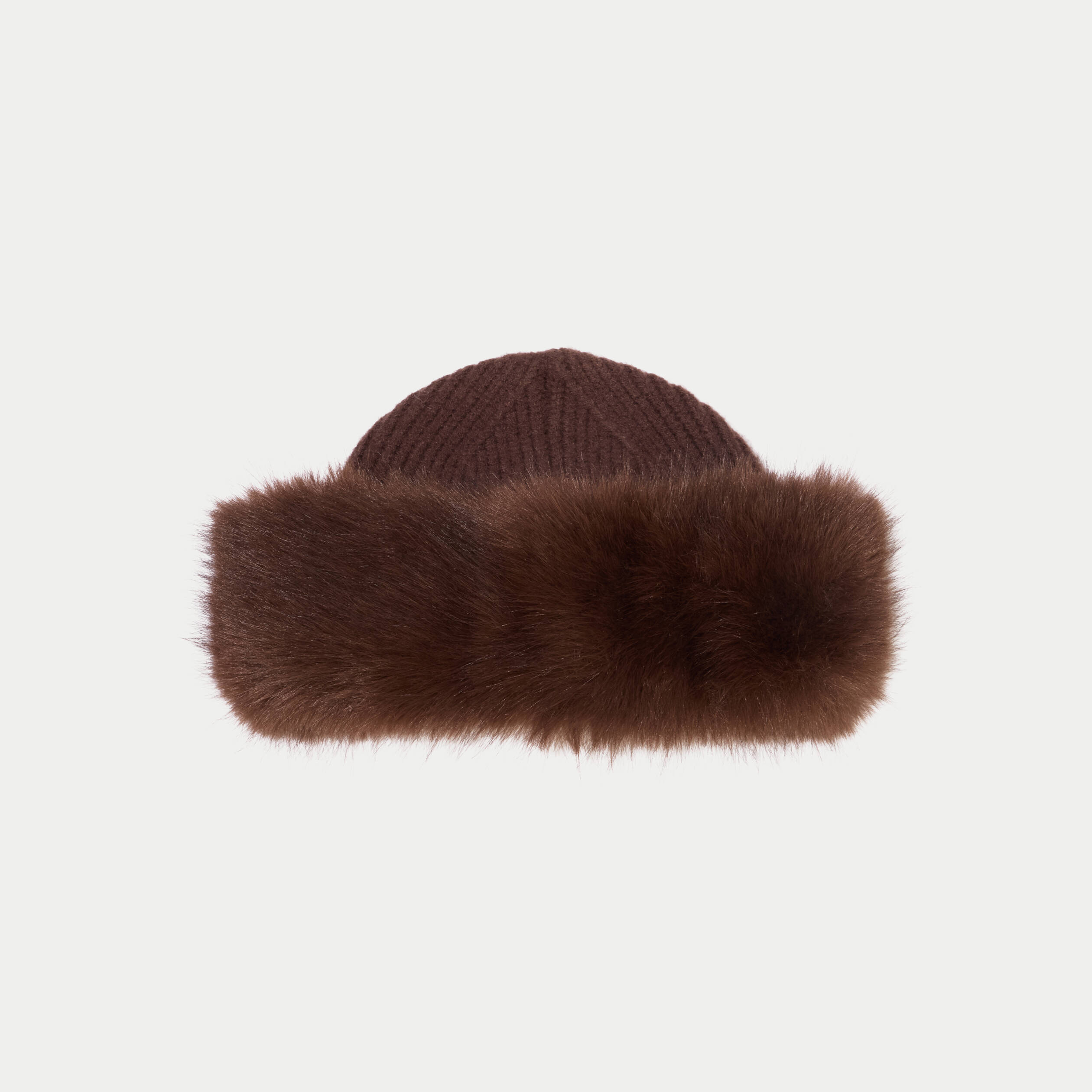 Bonnet en fausse fourrure marron fonc&eacute; femme