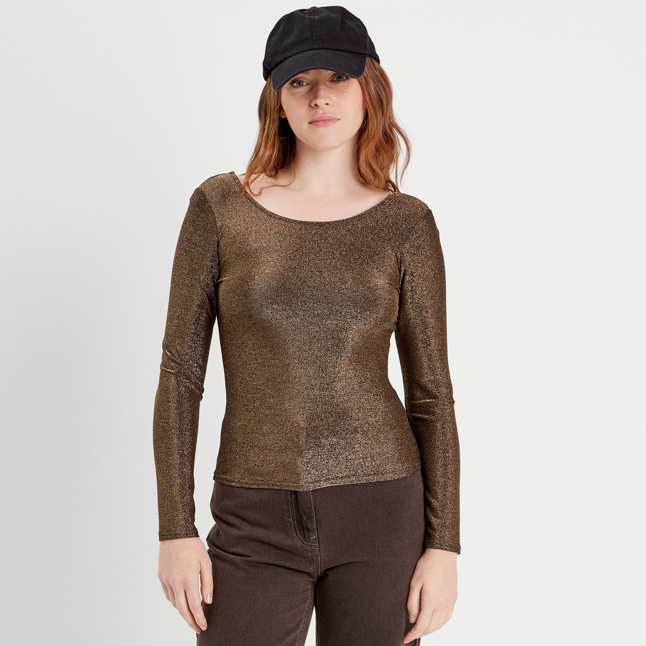 T-shirt fils m&eacute;tallis&eacute;s couleur or femme